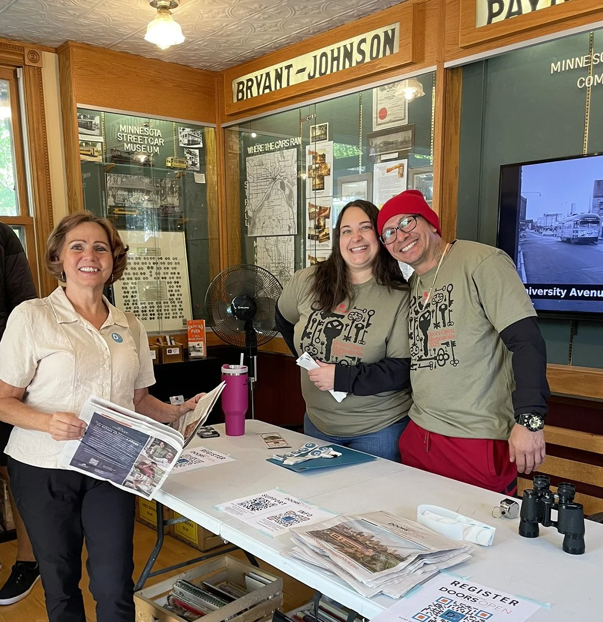 Streetcar_Volunteers_8550.jpg
