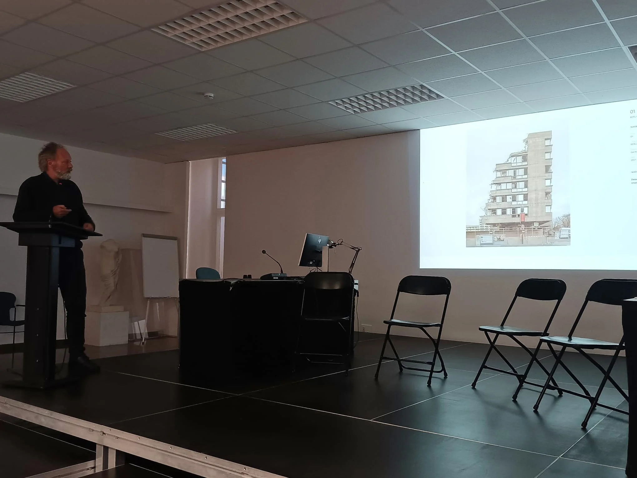  Pedro Leão Neto_Presentation of the winning photography series and LFA Award Publication 