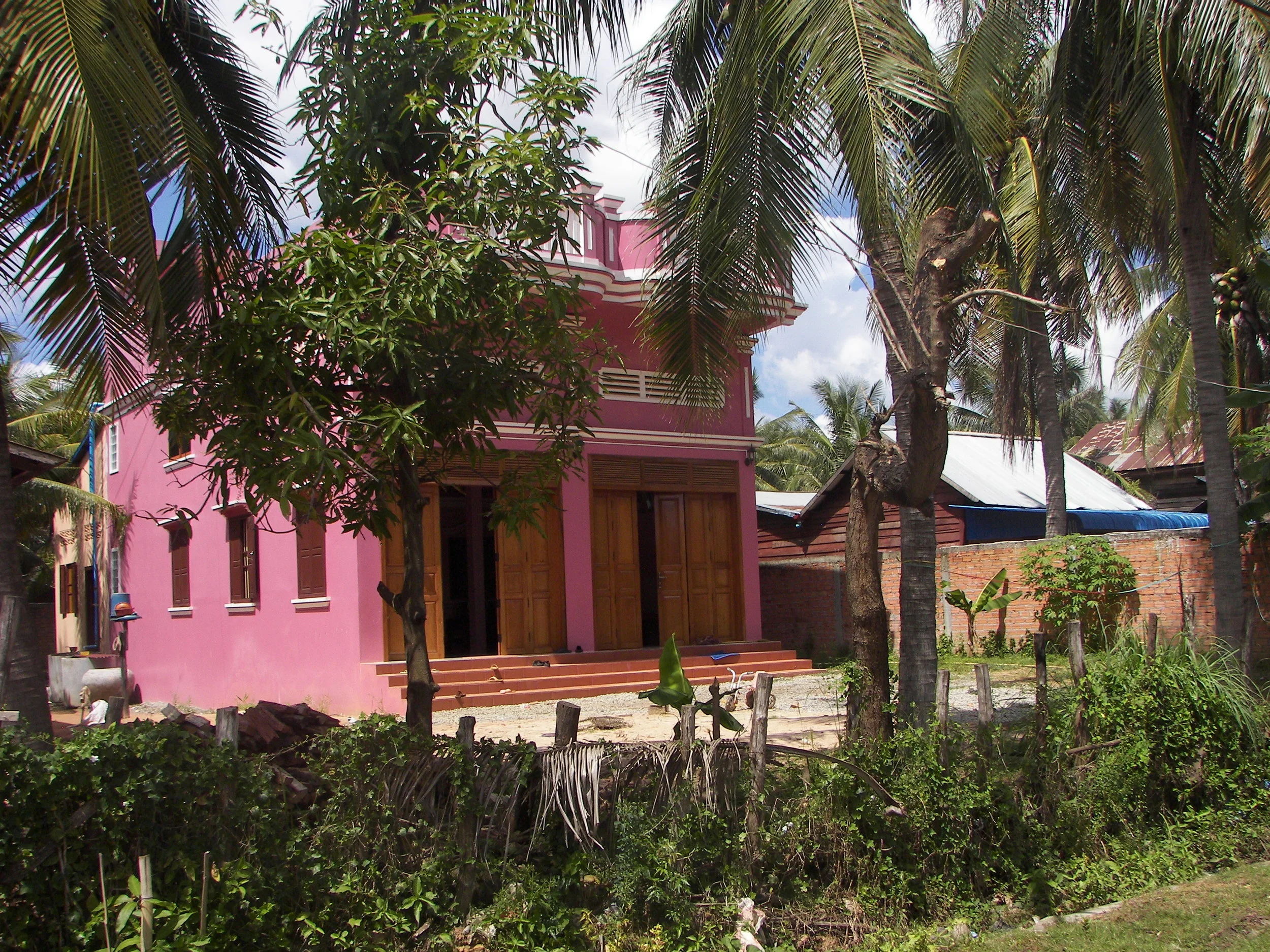 my pink house.JPG