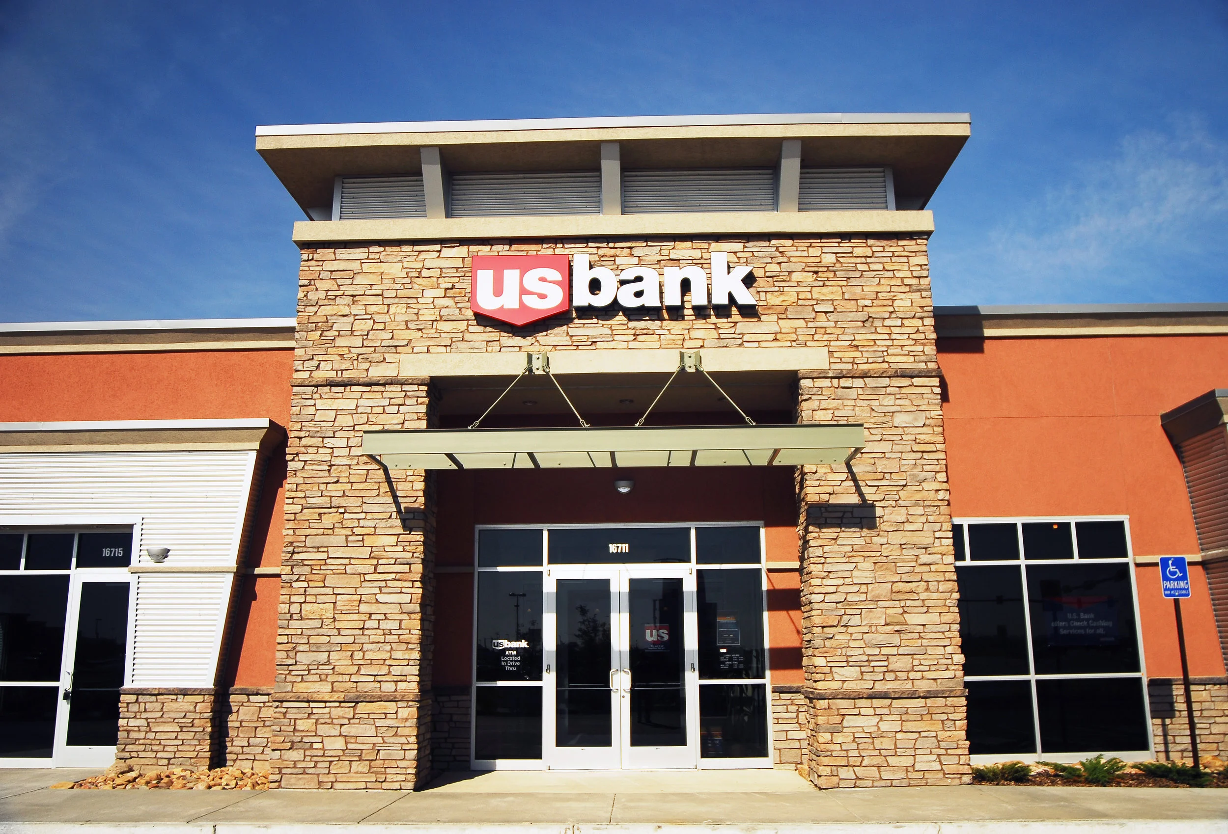 US Bank(s)