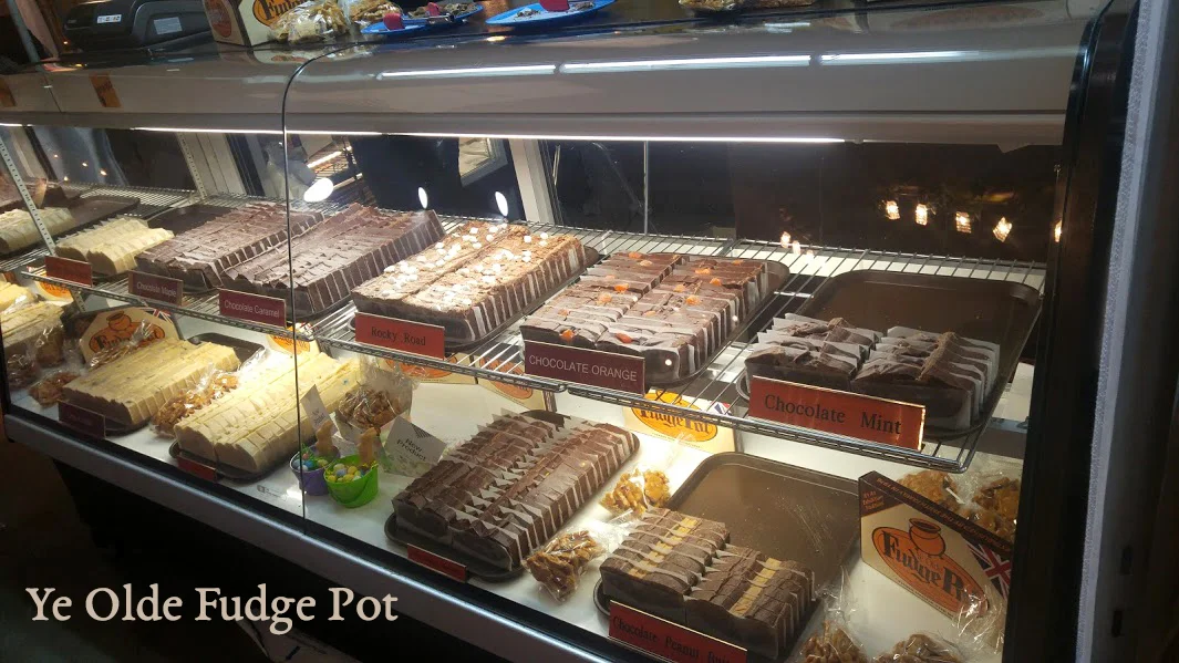 YeOldeFudgePot_fudge display.jpg