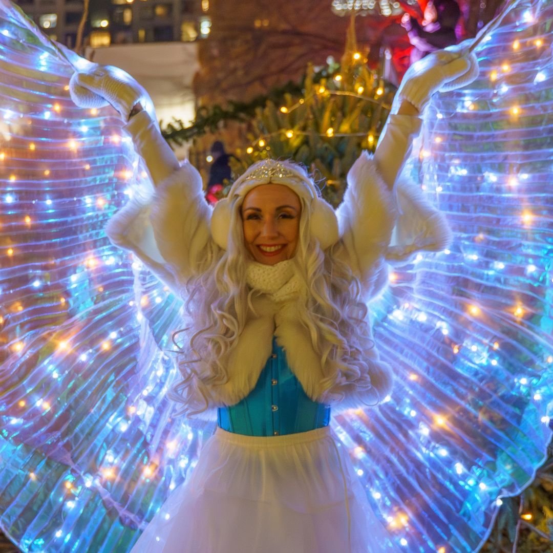 ✨ Everyone could use a little bit of magic in their days, and this year, we&rsquo;re bringing that magic and light to Holiday Fair in the Square! 🎄✨

Make some time to visit us at Mel Lastman Square from December 6 to December 23 for festive fun, da