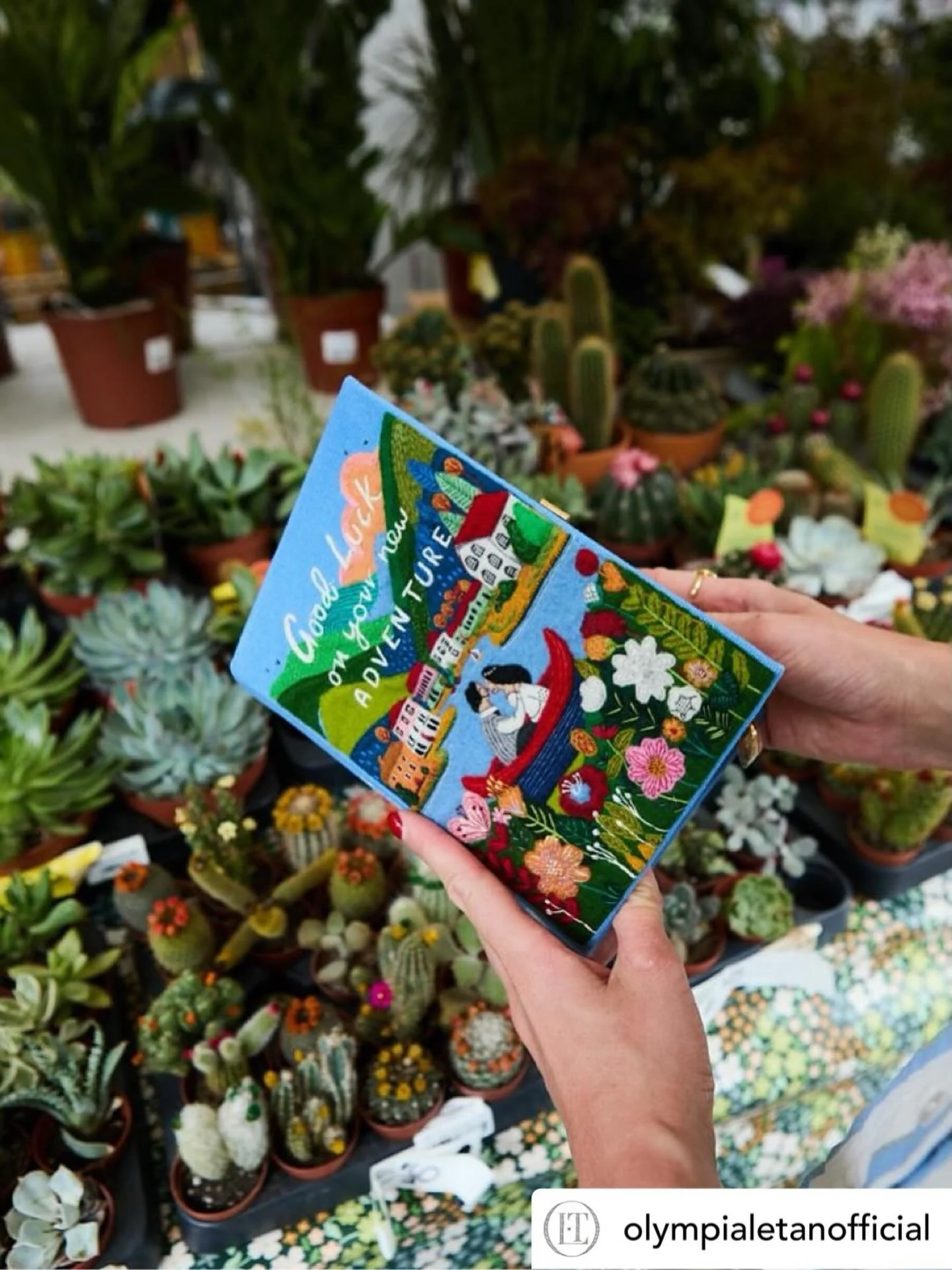 Get @reshare_app &bull; @olympialetanofficial Happy Valentine&rsquo;s Day ❤️
Need the perfect clutch for your last minute date? Discover our selection of Love inspired bags, available today in our Paris shop!