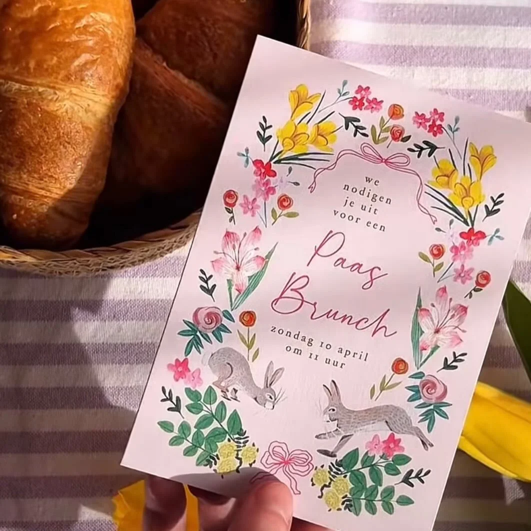 Wie nodig jij uit voor Pasen? Leuk met een kaartje! Hand geschilderd door mij! Link in bio!