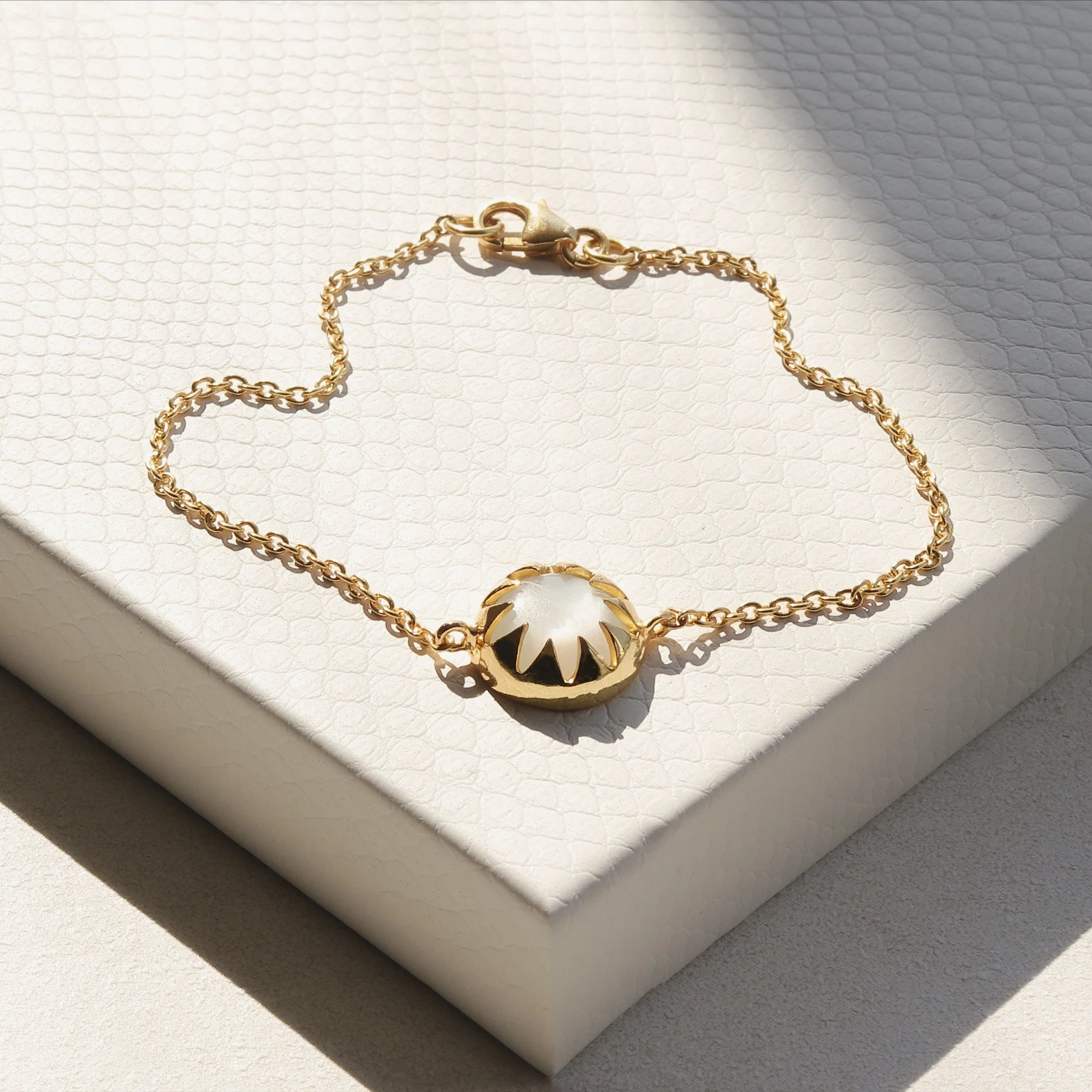 Florence Bugatti | Gold Cabochon Moonstone Bracelet