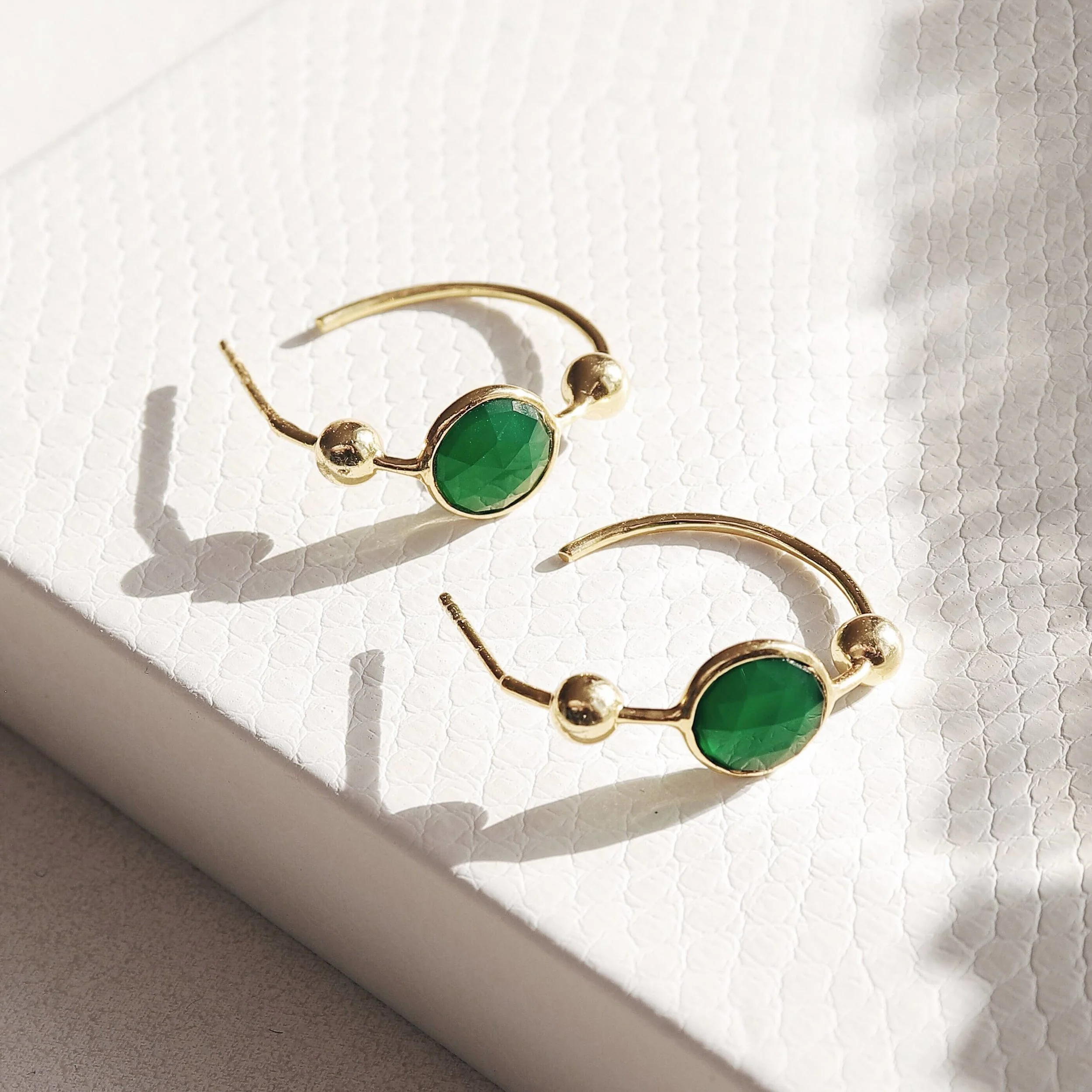 Florence Bugatti | Gold Perlina Green Onyx Hoop Earrings