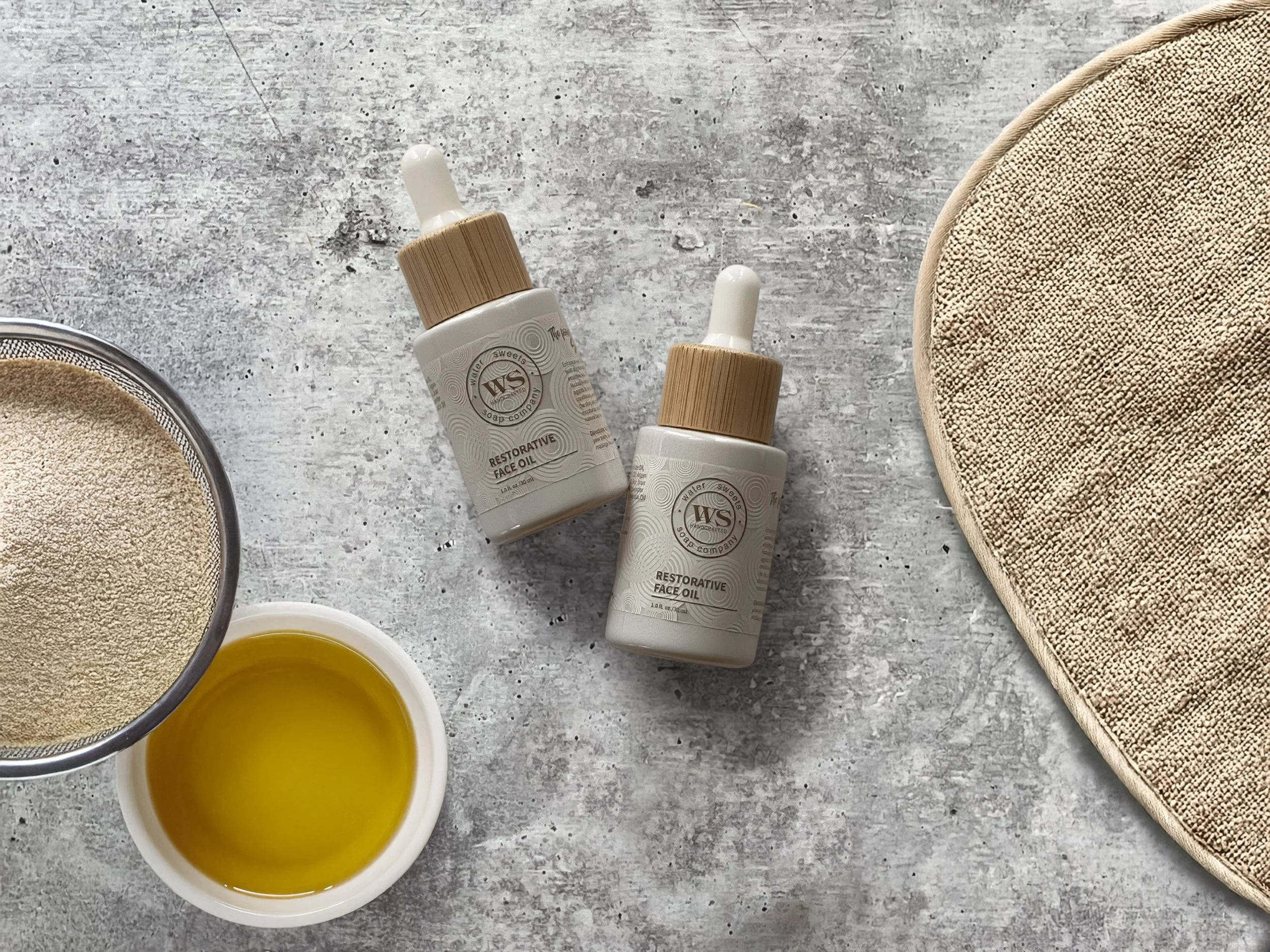 Face Oil - For Web2.jpg