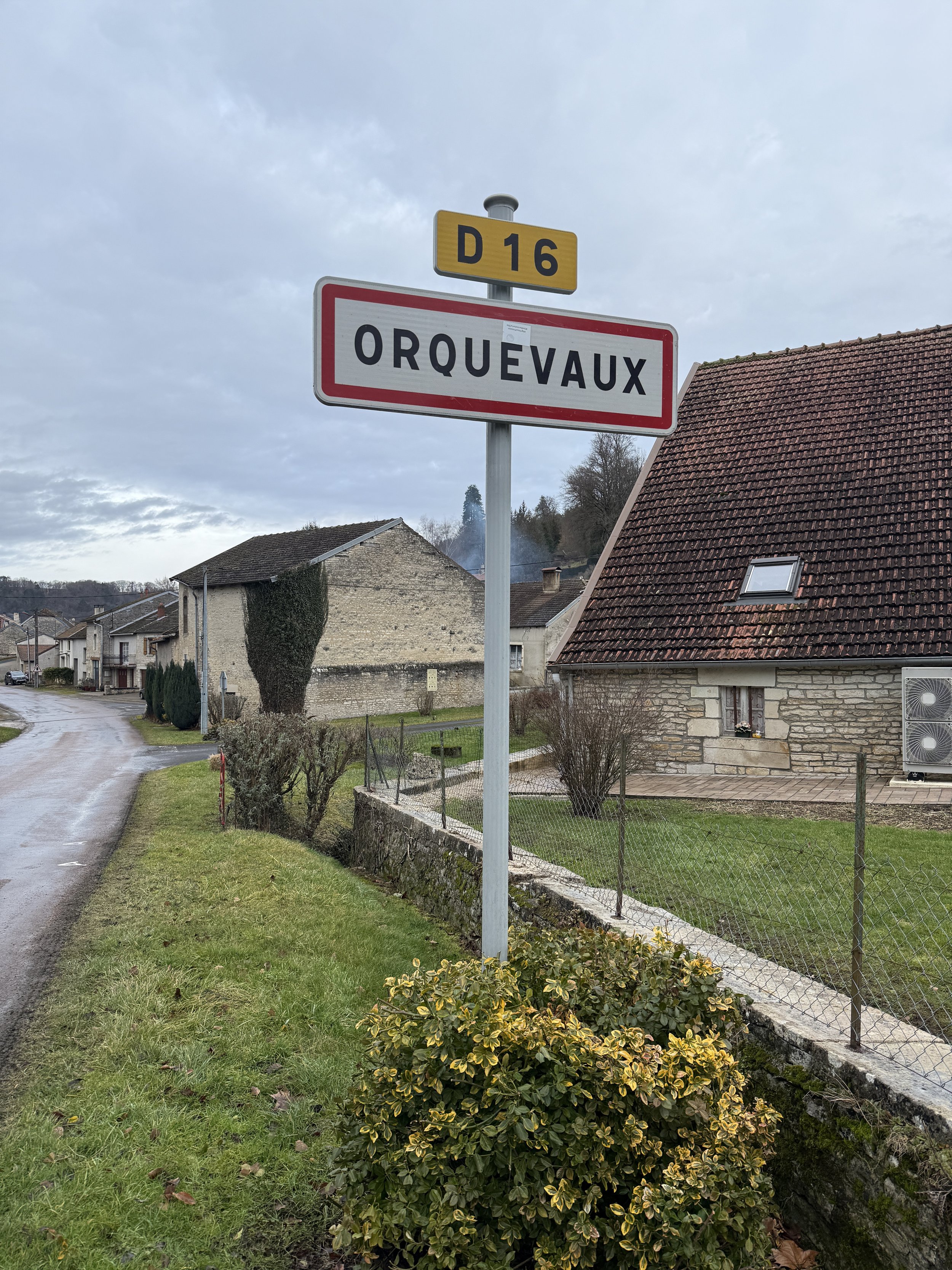 OrquevauxSign.jpg