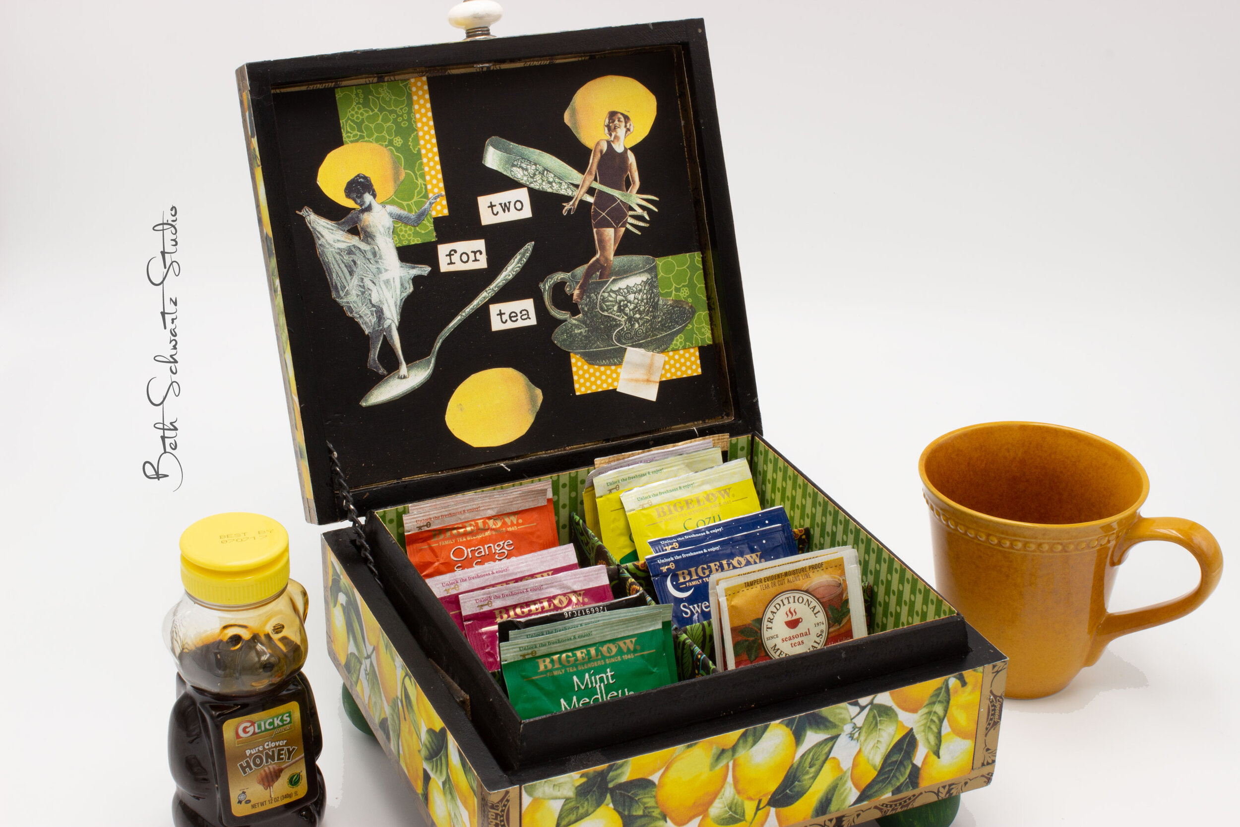 tea-time-tea-caddy-open-dividers.jpg