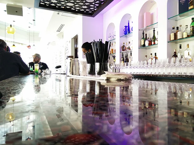 Zyara - The Bar