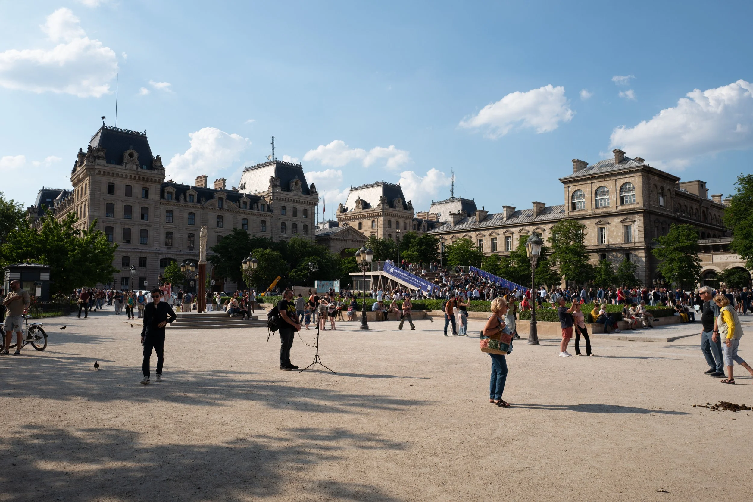 France Stills for BG trailer-47.jpg