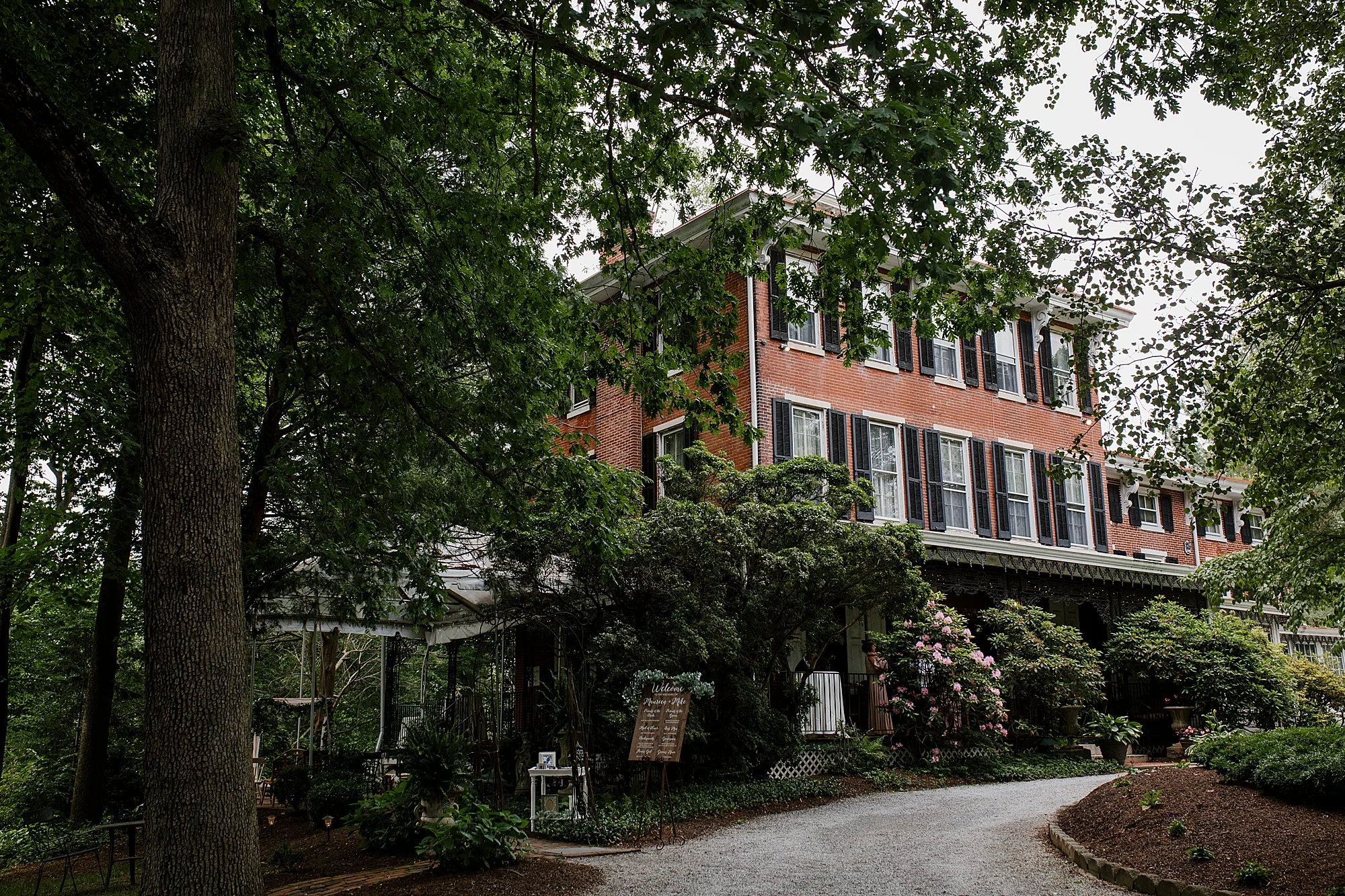 Love_by_Joe_Mac_West_Chester_Wedding_Faunbrook_Bed_and_Breakfast_Photography_0001.jpg