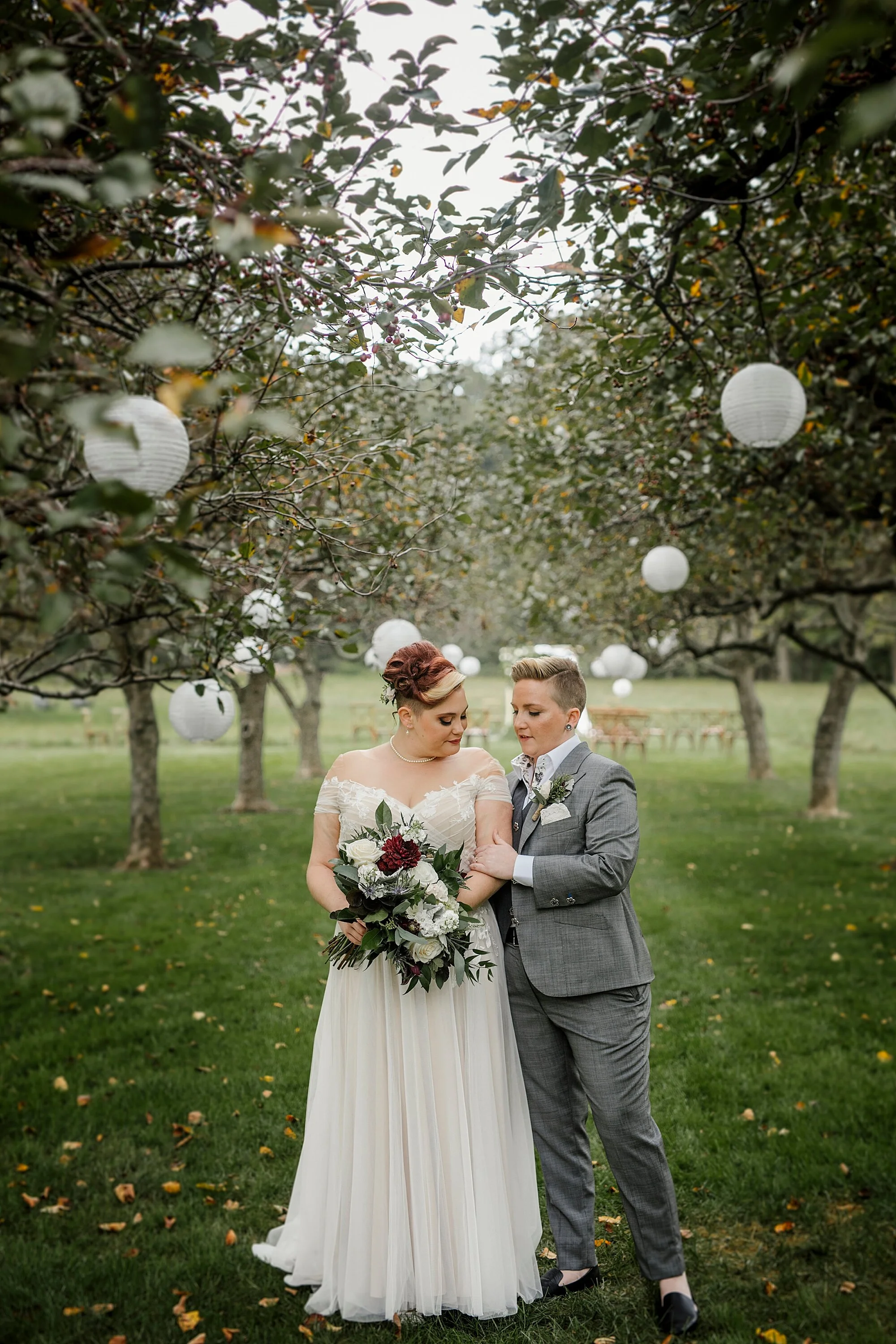 Kat + Kelsey _Sneak_peek_-4.jpg