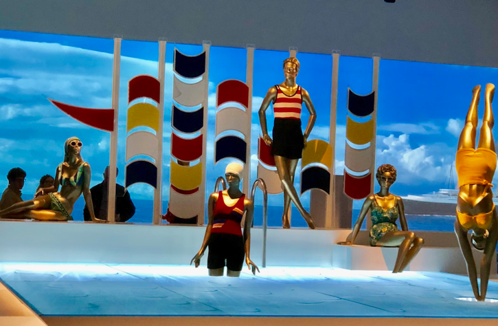 V&A_Museum_ocean_liner_pool_display.png