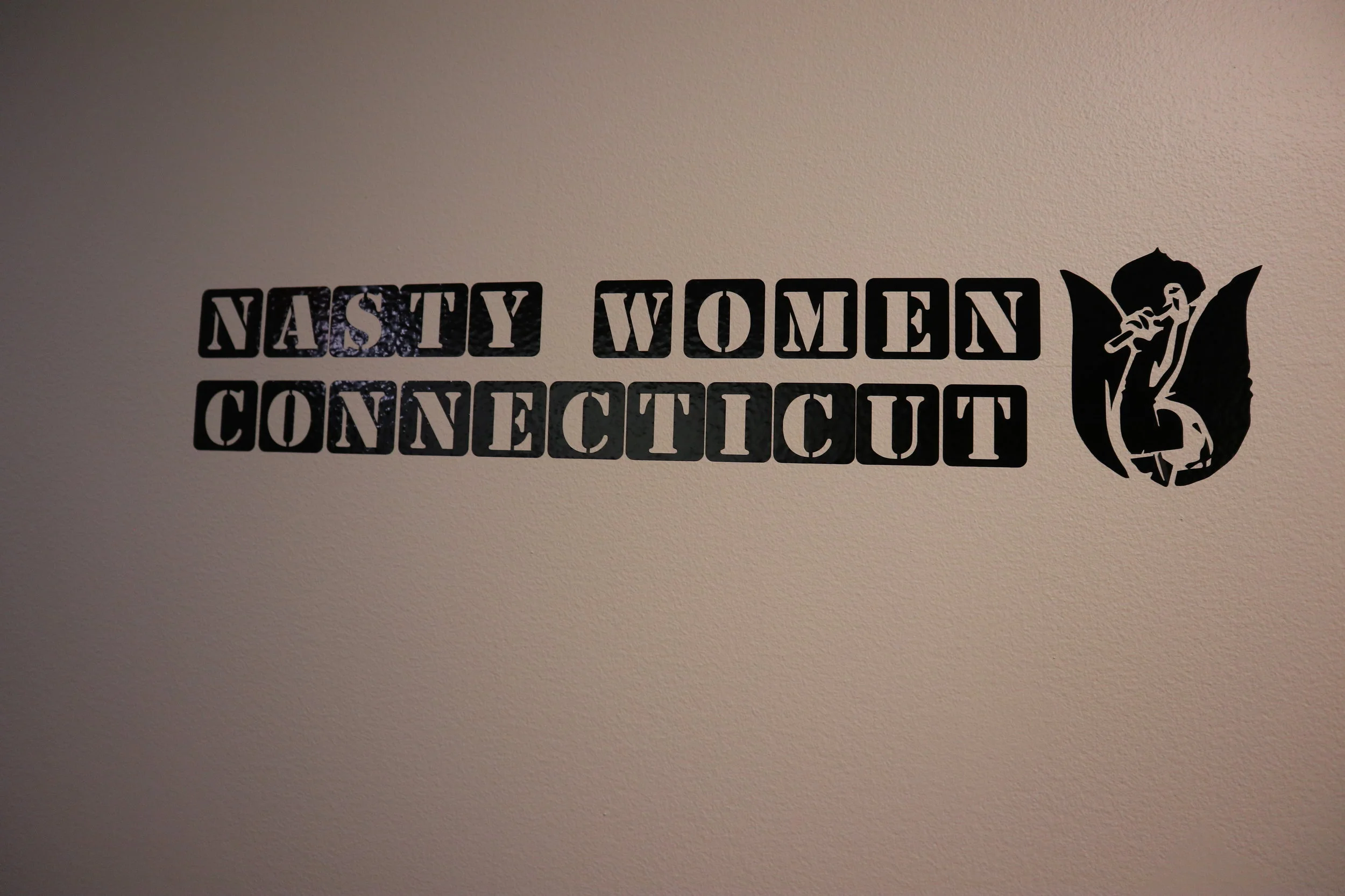 Vinyl sign created by Nathan Lewis  Image courtesy of Justin DeLand