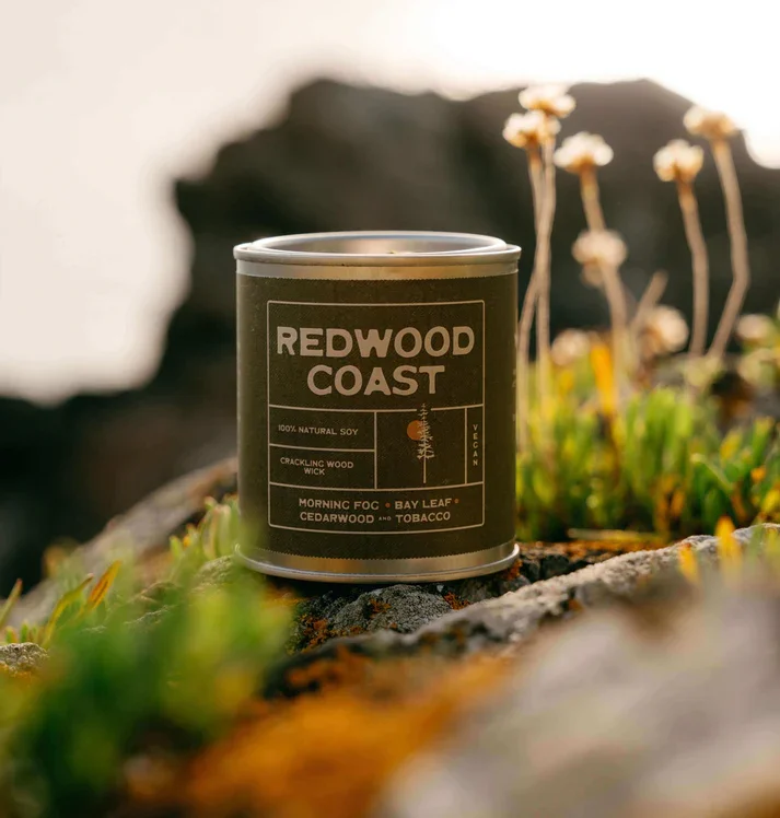 redwood-coast-soy-candle-wooden-wick-california-tobacco-bayleaf.webp