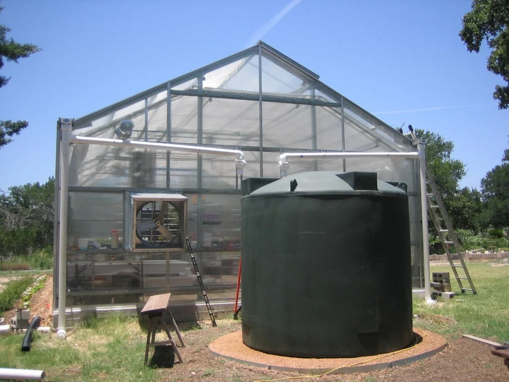 Sun-City-Texas-2500-Gal-Rain-Tank-1024x768.jpg