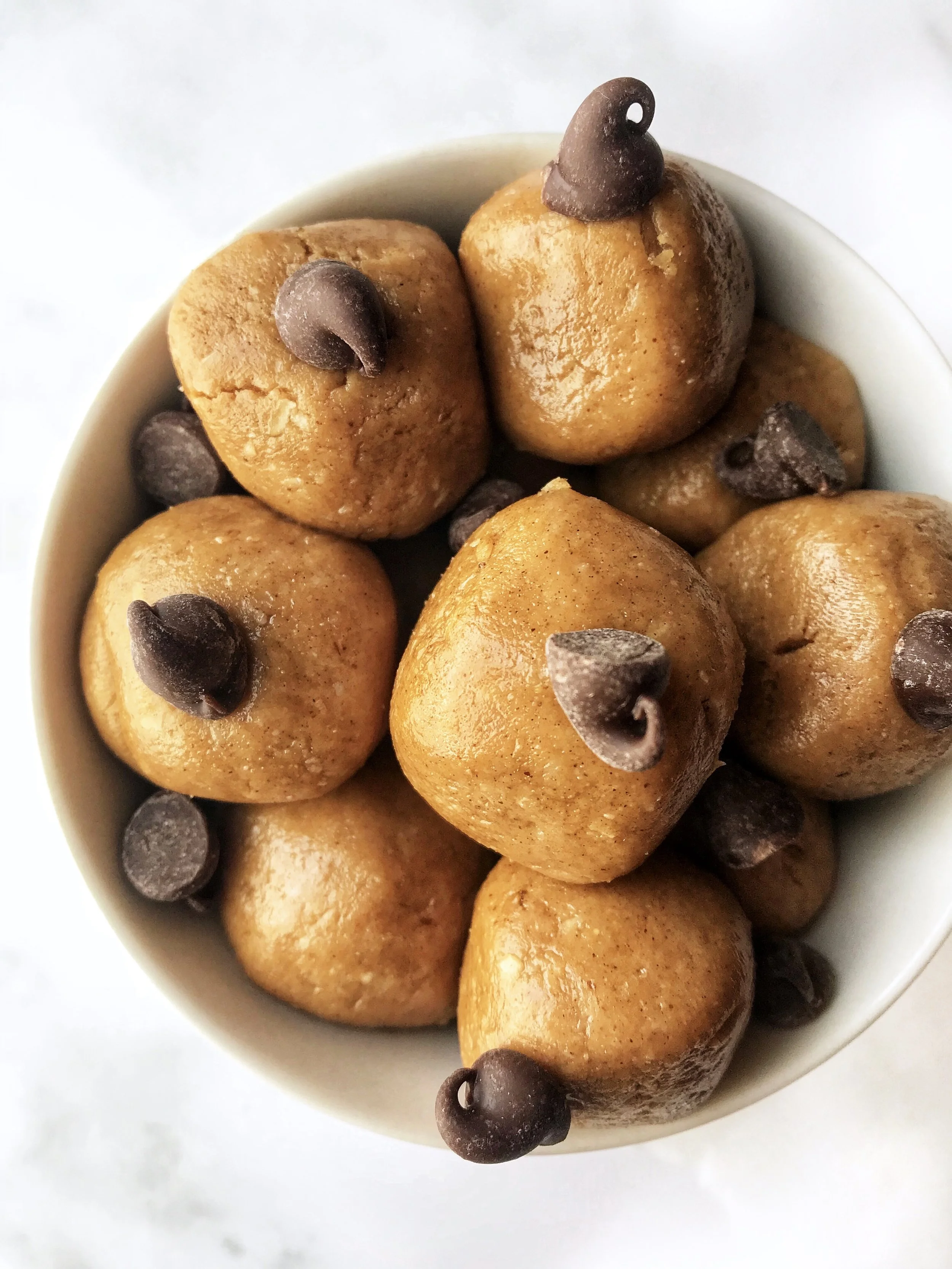 Peanut Butter Energy Bites (gf, df)
