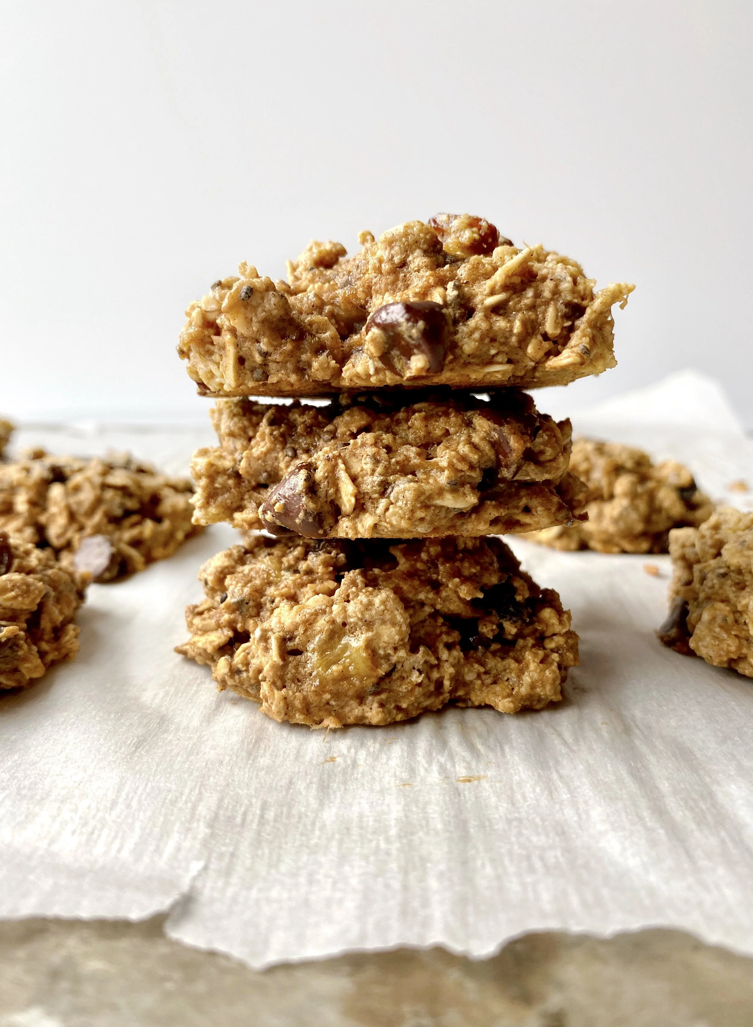 Healthy Banana Oatmeal Chocolate Chip Cookies 