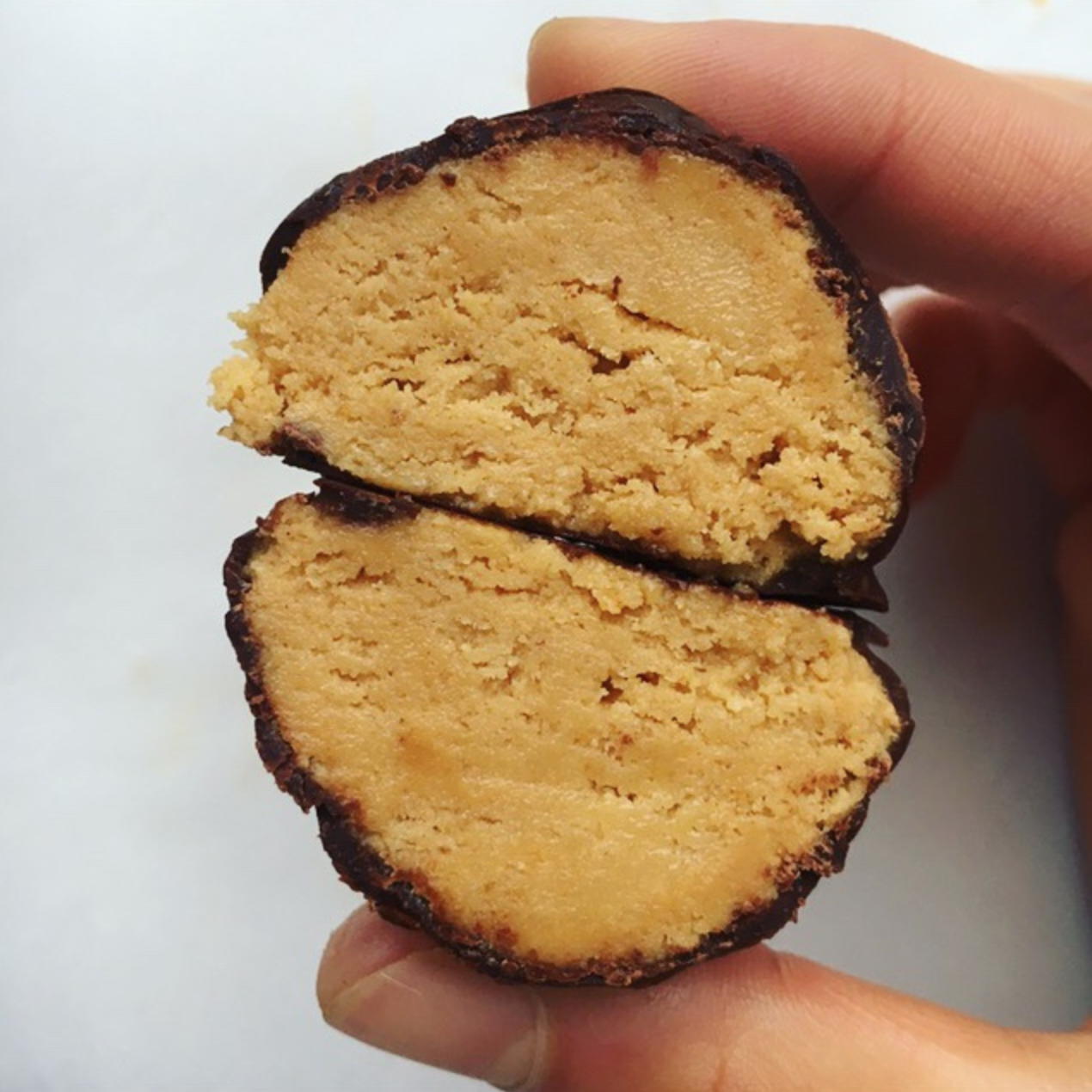 Healthy Peanut Butter Protein Balls (gf, df,)