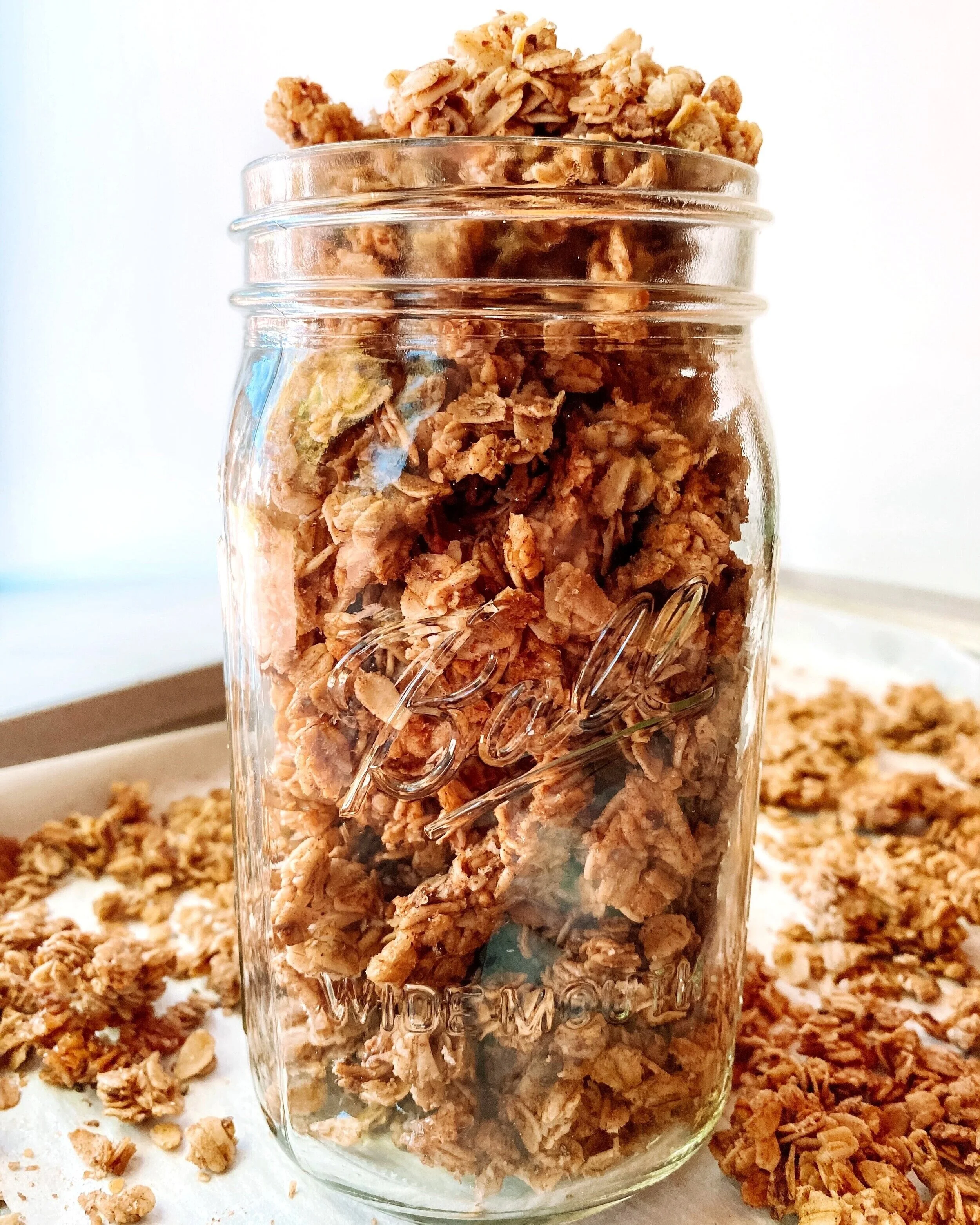Easy Homemade Granola (vegan, gluten-free, lower sugar)