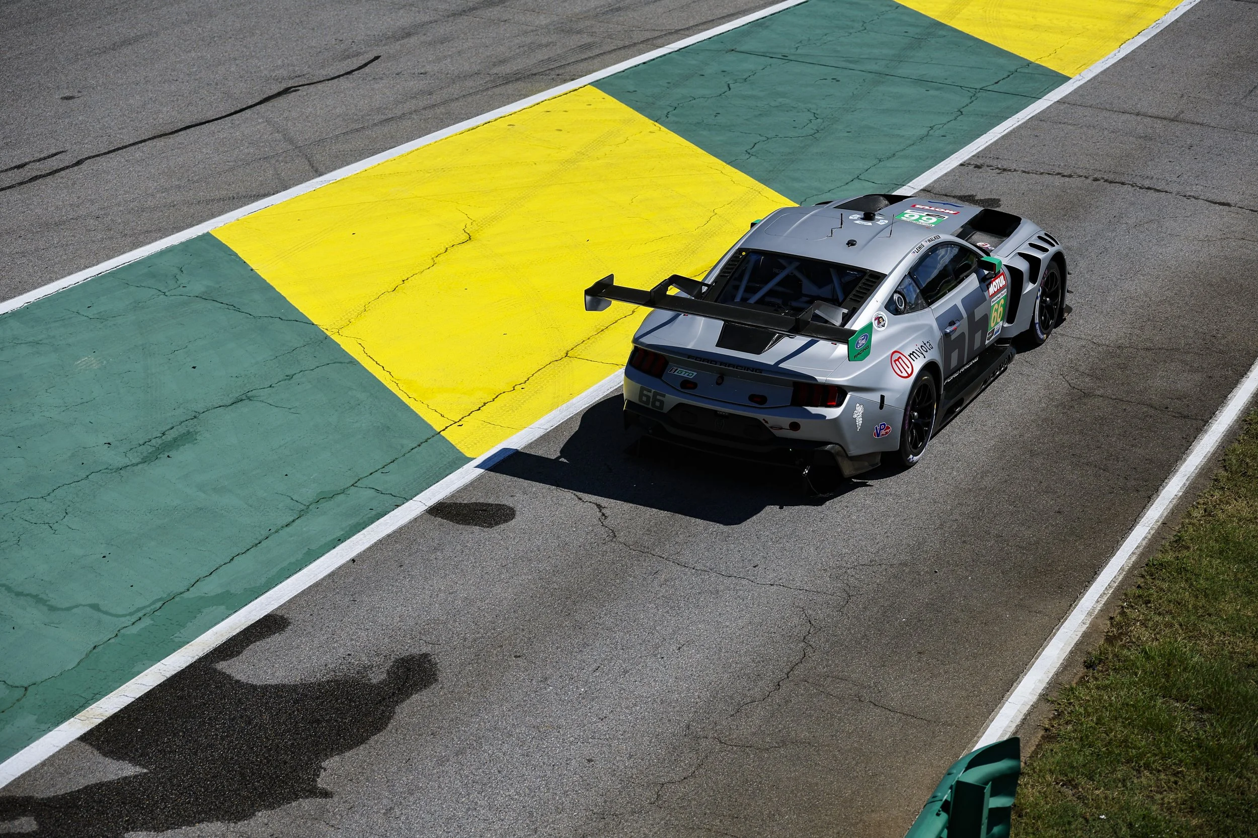 Gradient Racing Shows Strong Pace at VIR Despite Setback
