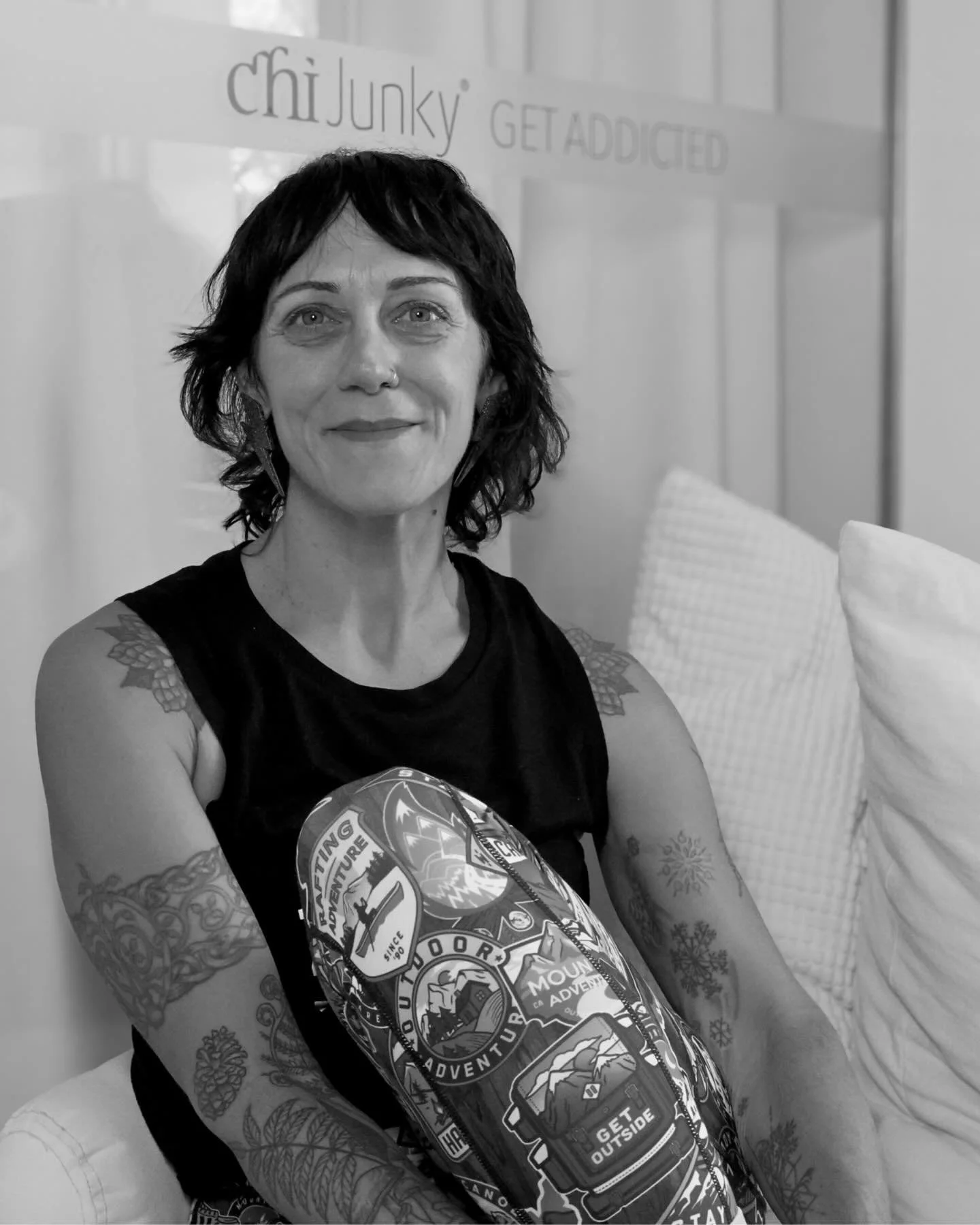 HUMANS OF CHI: AMANDA PRESUTTI 
ER NURSE + CHI JUNKY INSTRUCTOR 
Community member since 2018

The first time I showed up at Chi Junky, I was looking for a studio closer to home. I had been practising yoga in some form or another for probably a decade