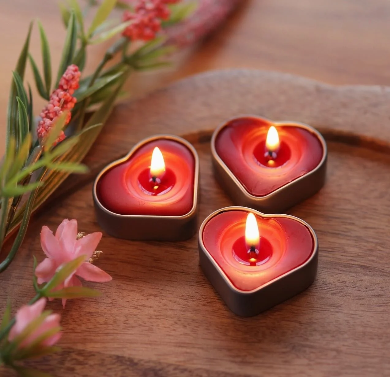 Light a little love for valentine&rsquo;s day. Buy  3 mini heart candles made safe with beeswax and cinnamon essential oil and we will drop them in the mail to 3  friends.  Just tell us who on our contact page. $15.95 for 3. Purchase link: goodlifego