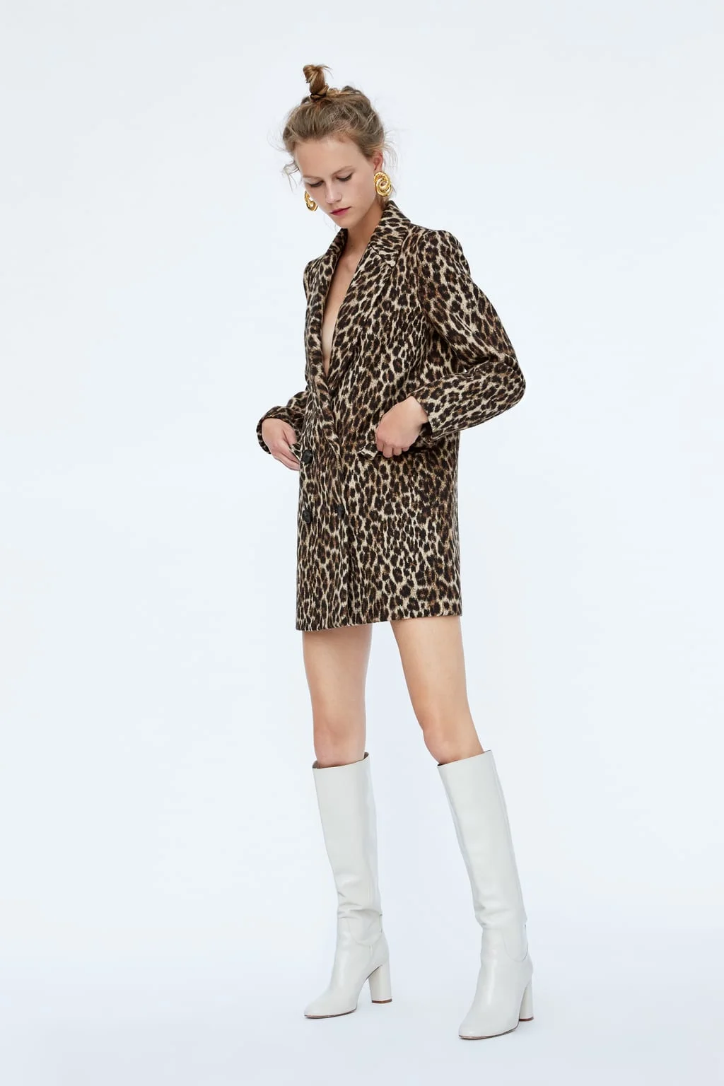 From Zara, before 69.99 USD now 59.99 USD. You can buy it here . Photo: www.zara.com