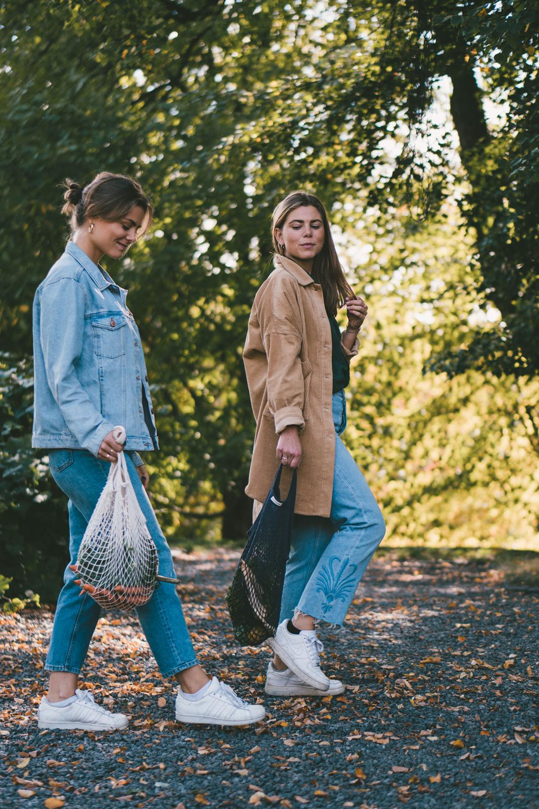Photo: Marlene Sæthre. Susanne (left and Anette (right).