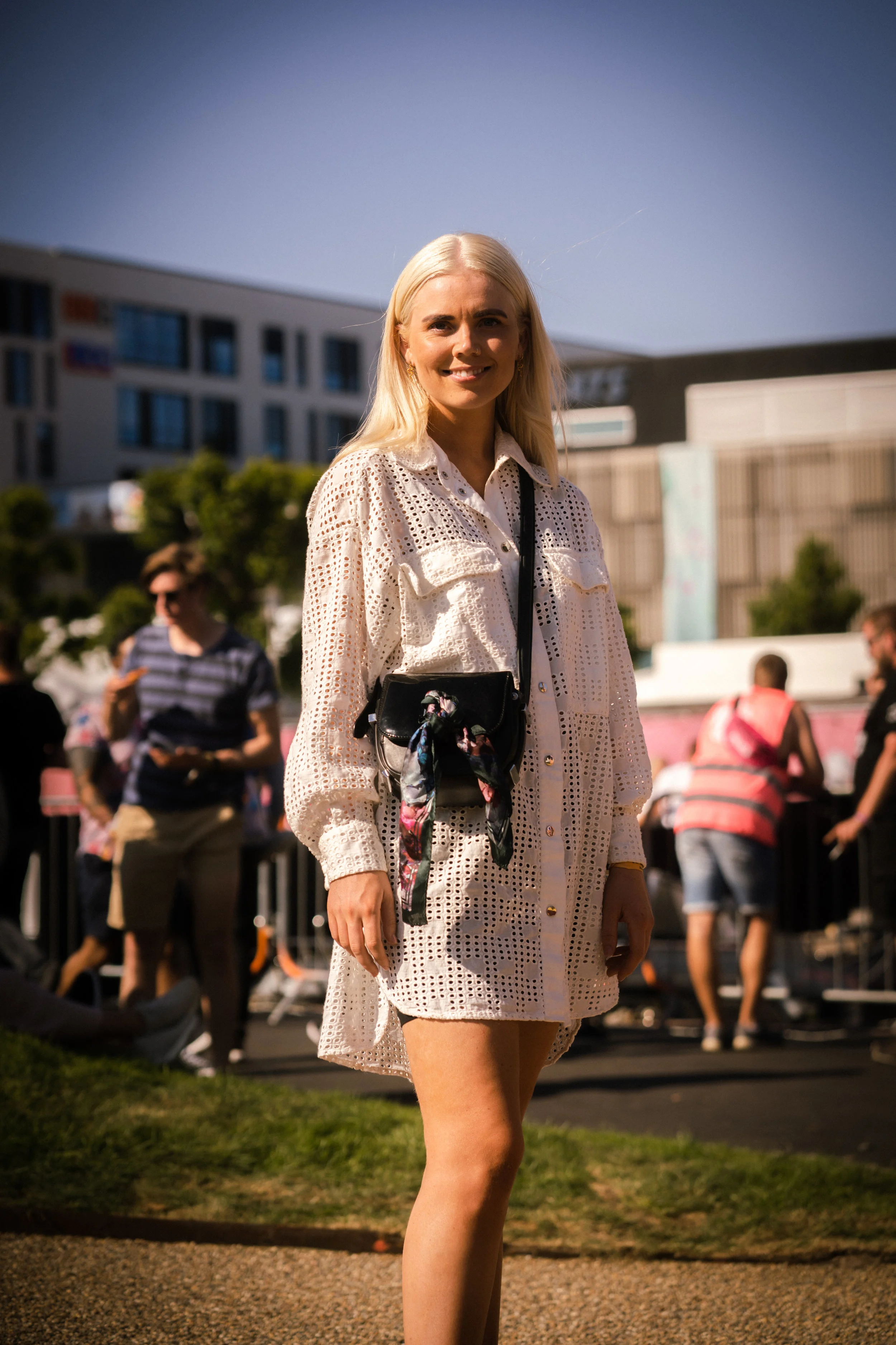 Celine Aaneland looking beautiful in this white summer dress from Zara, a must in every wardrobe! Photo: Sander Berhus / Estér Magazine.