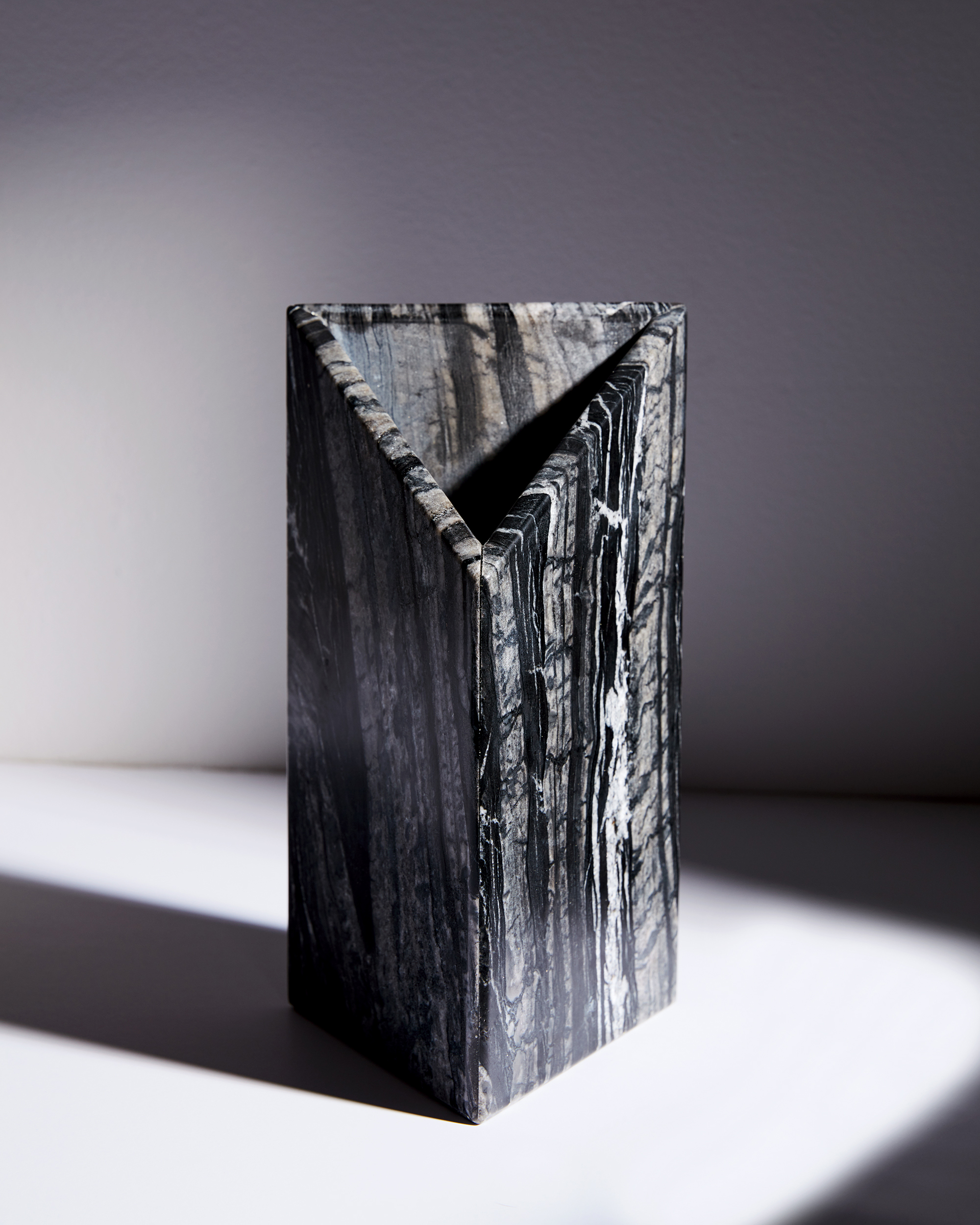 Triad vase_front_01.jpg