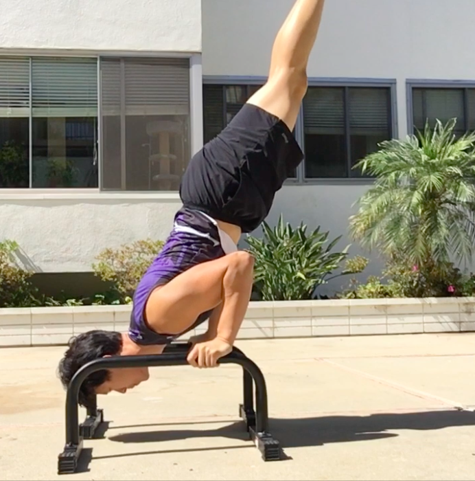 Parallettes Shoulder Stand