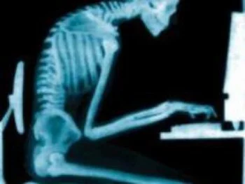 sitting-skeleton-e1427227278569.jpg