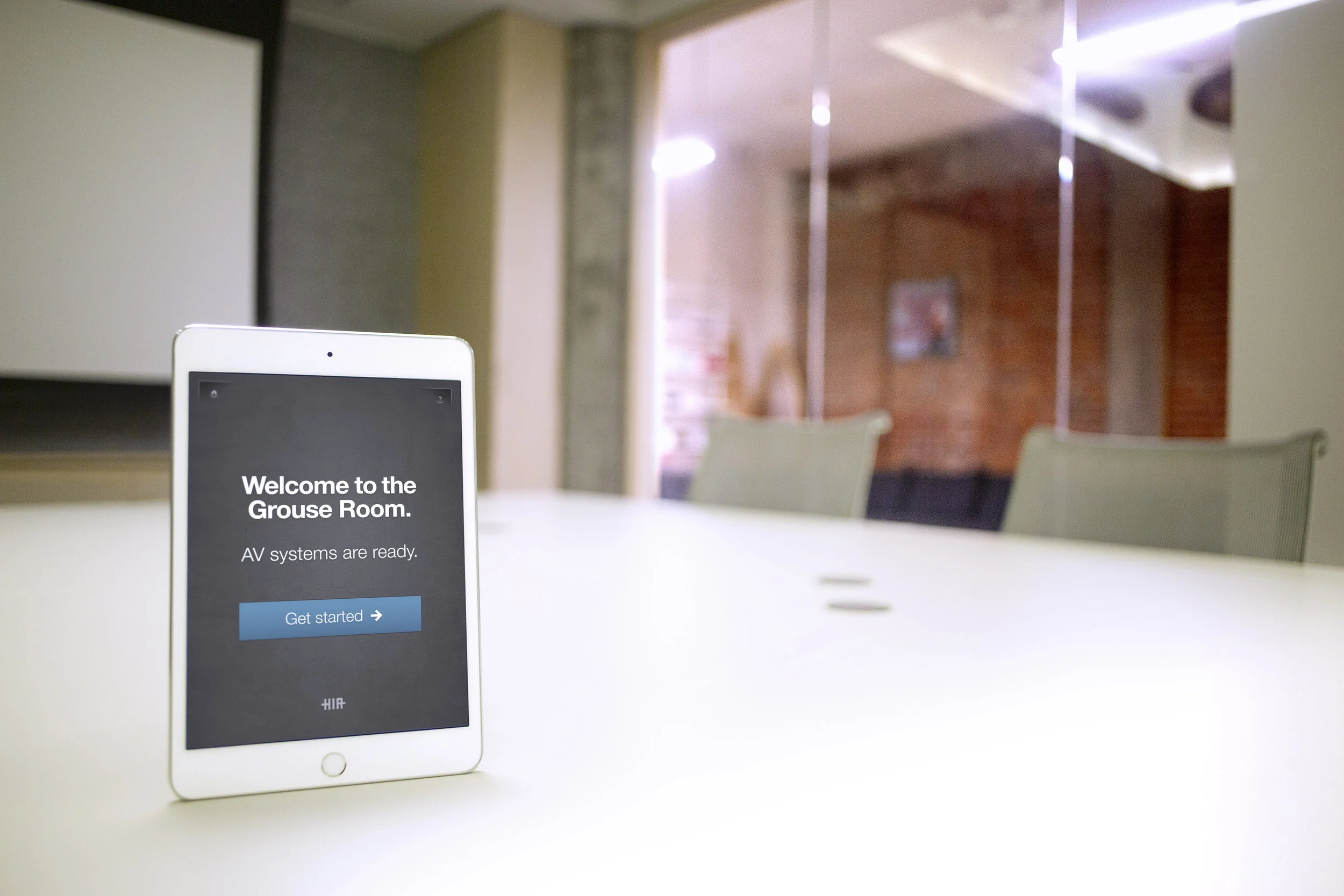 Kutano™ is a modular control app developed by Xprt Integration to optimize the experience that we assemble for any client or project, with complete control flexibility and enough graphic freedom to allow for brand, colour scheme and language tailoring.