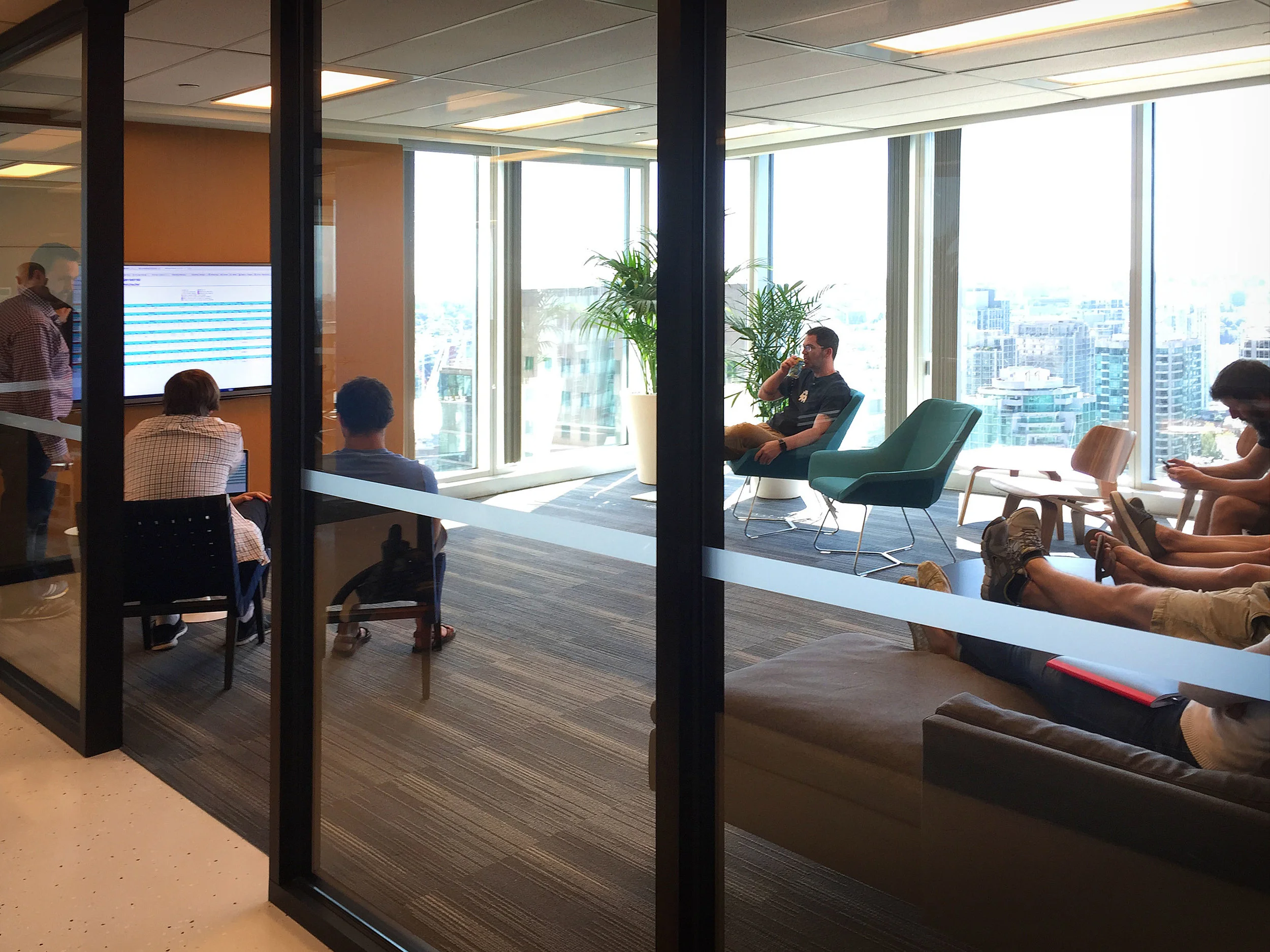 The expansive, modernist rooms, with ample full-height glazing provide an open-concept feeling with excellent audio isolation.