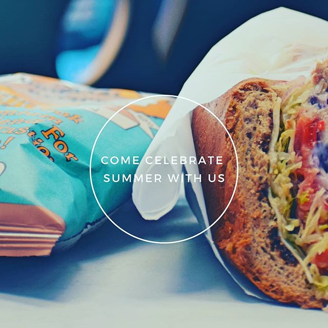 Summer has officially begun! Grab a bite to eat at the shop to kick off the new season😎🌞
▪️
▪️
▪️
▪️
▪️
#brotherfreshwich #brotherssandwich #summer  #sandwich #food #love #eat #foodies #koreatownla #deliciousness #igfood #instafood #igdaily #instad
