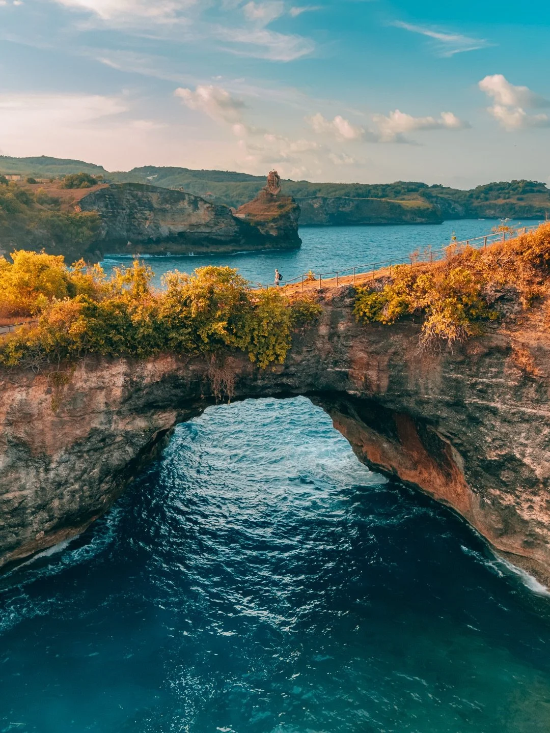 a morning walk at broken beach, nusa penida

#brokenbeach #nusapenida #bali #wonderfulindonesia #beautifuldestinations