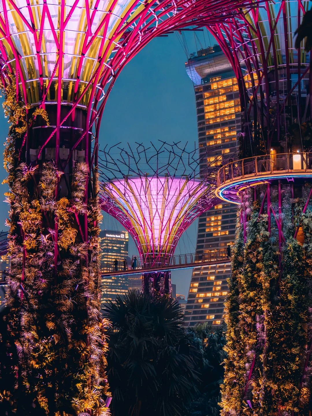 GARDENS BY THE BAY 02