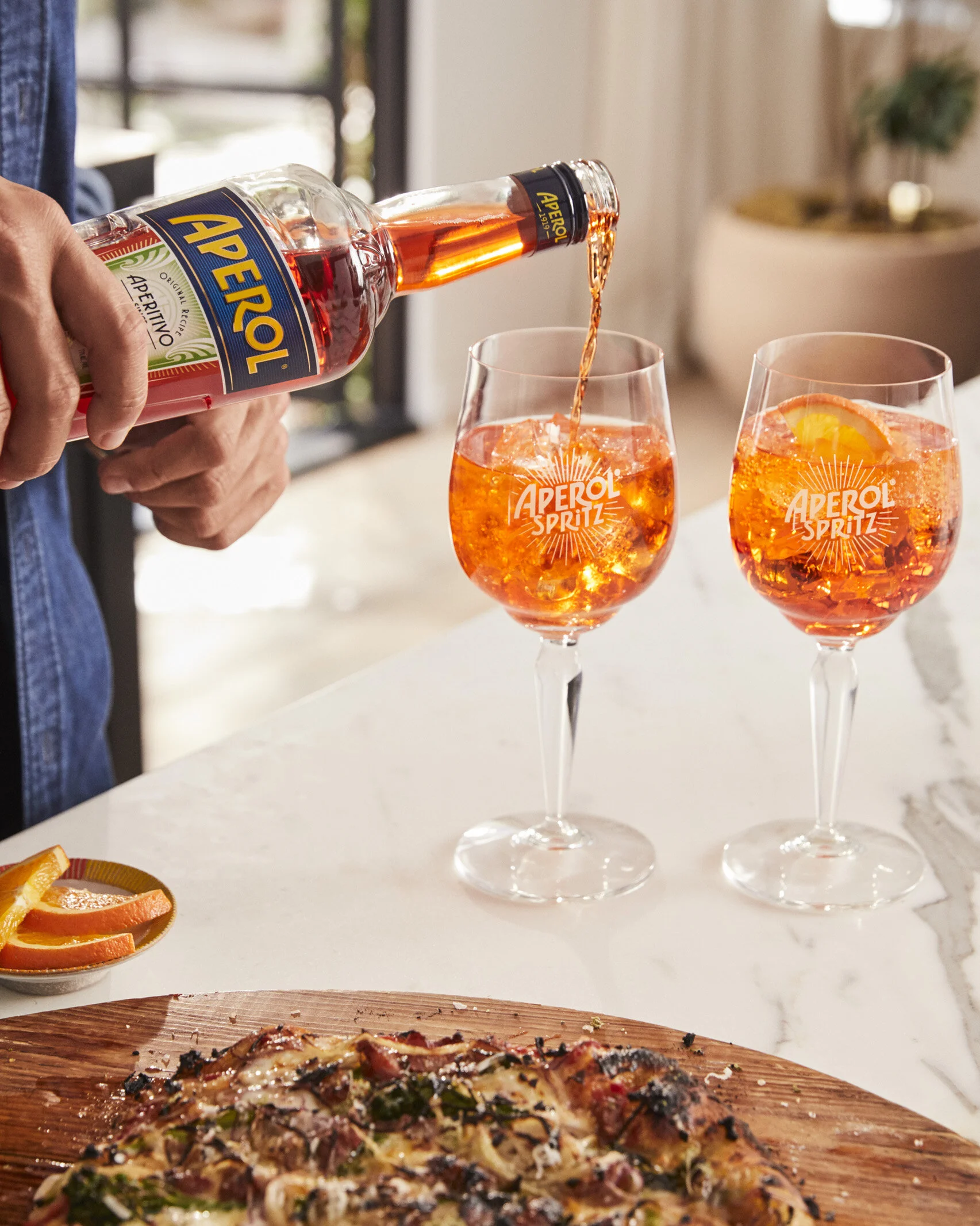 200922-GB_02-Aperol-Prep_1484_4.5 copy.jpg