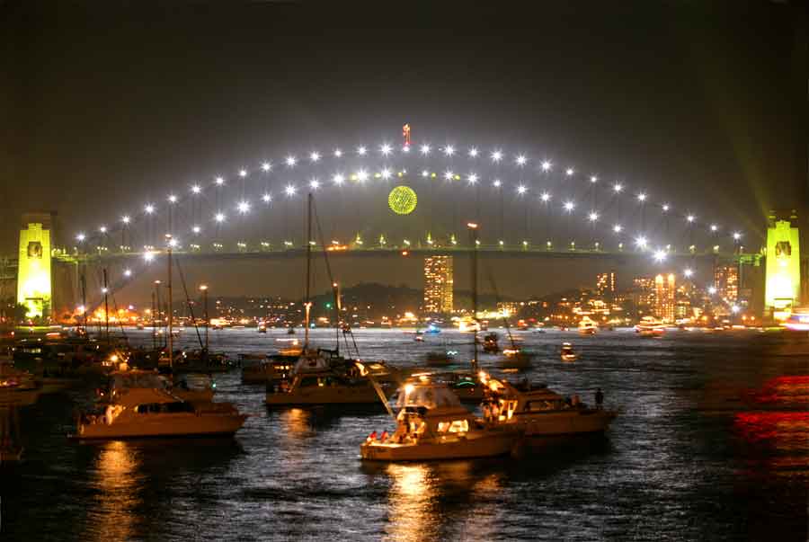 Bridge-Ball-and-pylons-sml.jpg