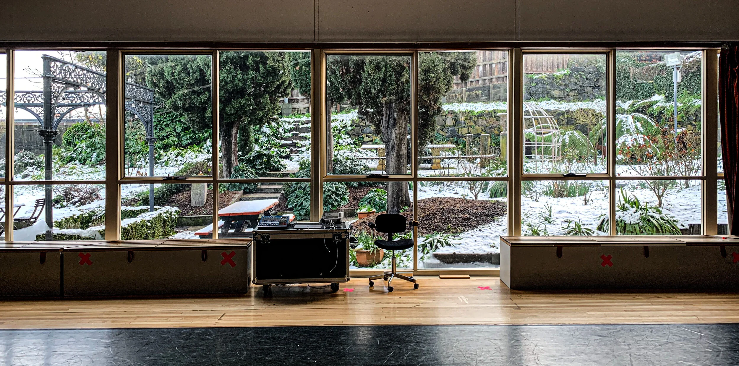 P13. Tasdance Studio.JPG