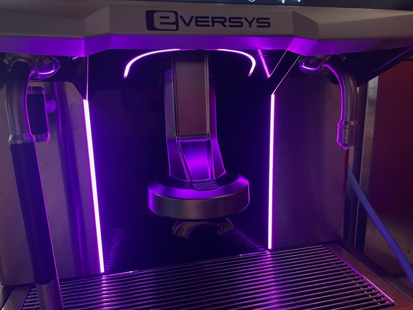 ただのコーヒーマシンじゃない‼️

EVERSYSの高性能マシンが、
豆の個性を最大限に引き出してくれるから、香りも味も別格☺️
本格派の一杯、ここで味わえます。

幸の湯ではメガサイズは、
志賀高原マグカップに入れて提供しています♡

ぜひ飲みに来てください☕️

＝＝＝＝＝＝＝＝＝＝＝＝
@sachinoyu
志賀高原 癒しの宿幸の湯
長野県下高井郡山ノ内町志賀高原平床
Tel.0269-34-2902
＝＝＝＝＝＝＝＝＝＝＝＝

#癒しの宿幸の湯
 #幸の湯 #sachinoyu #sac