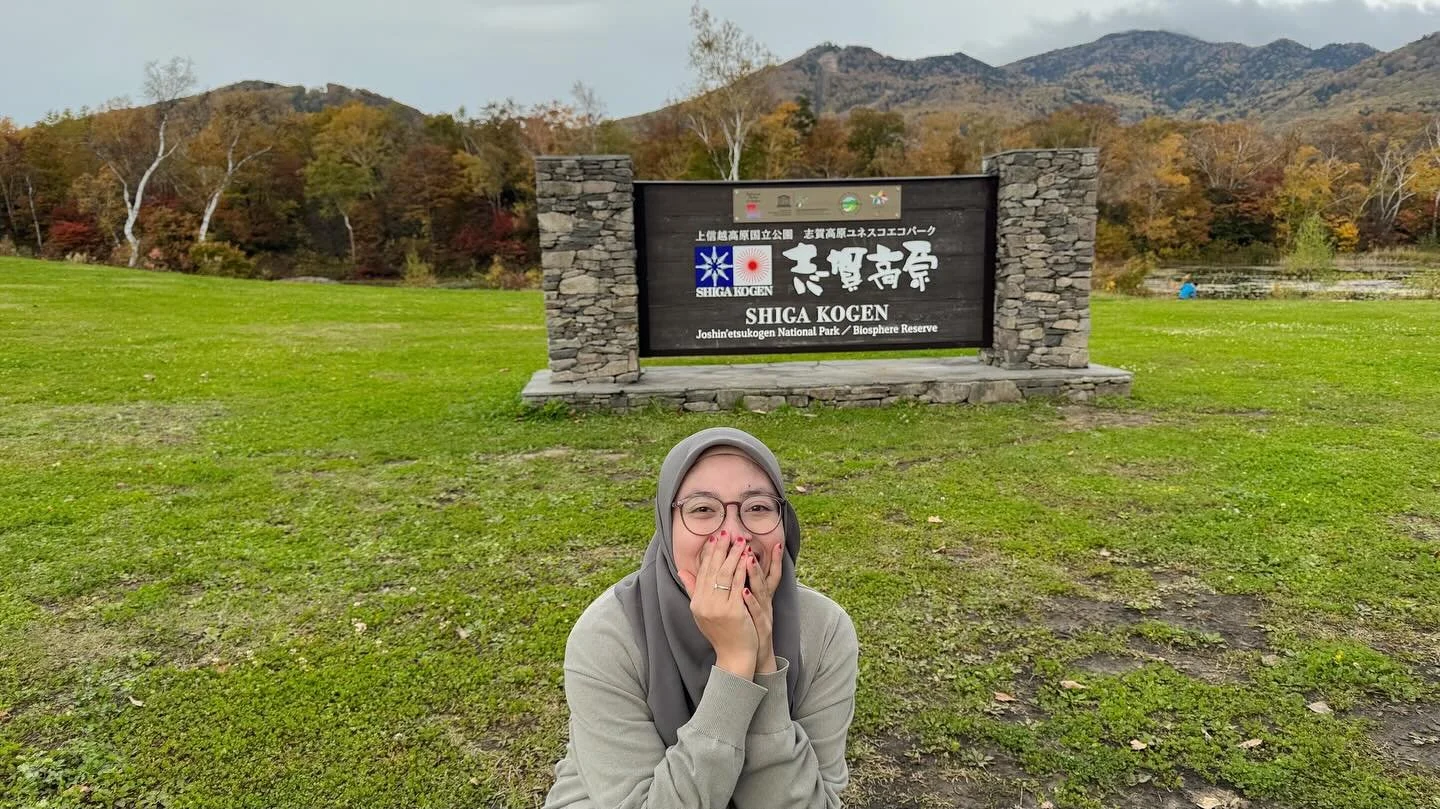 “From Indonesia 🇮🇩 to a quiet paradise in Shiga Kogen 🌄🌿”
いらっしゃいませ〜! Come join my adventure!
Hello everyone! ✨
I’m Bita and currently doing my internship at Sachinoyu, a traditional Japanese ryokan surrounded by the peaceful n