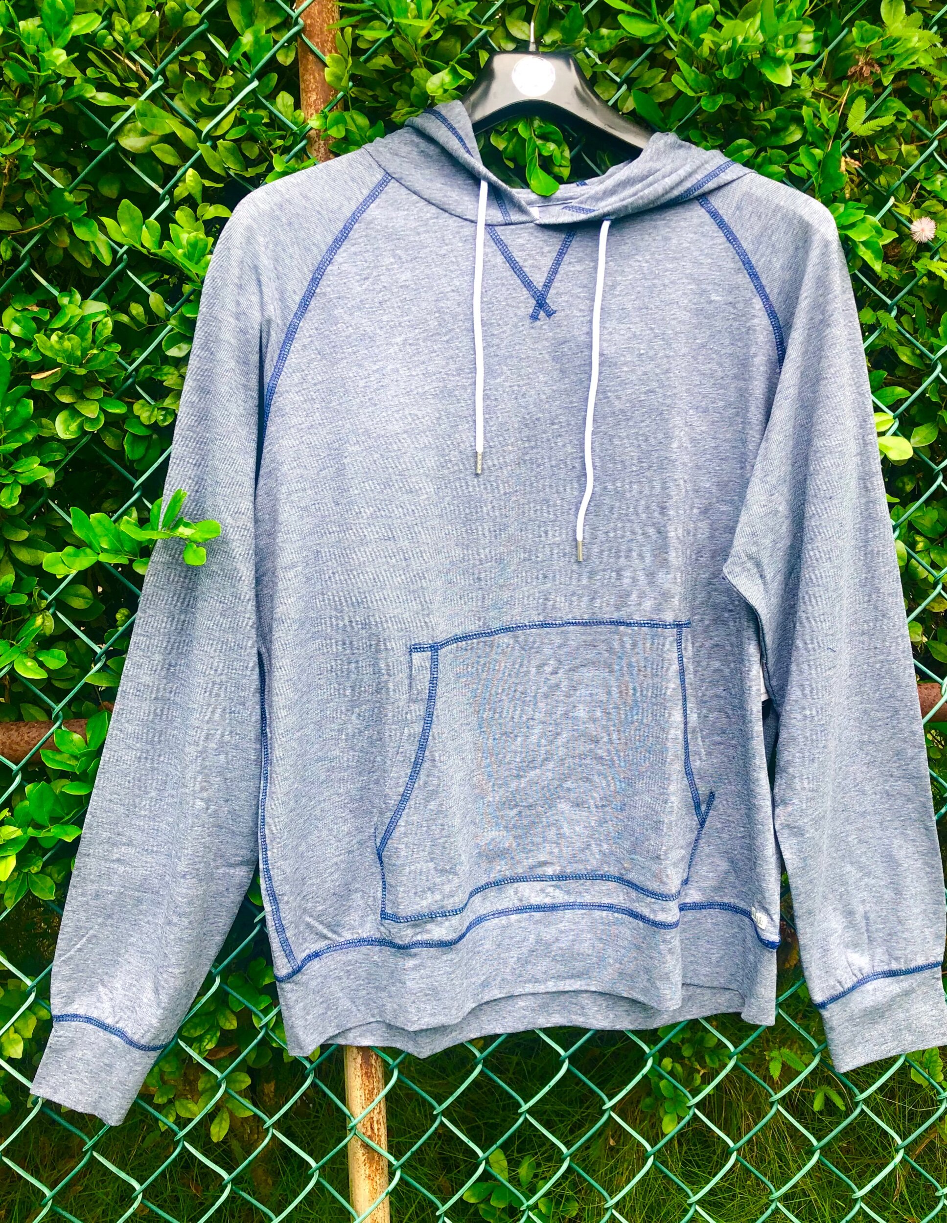 1B3098FC-C6E1-4836-8CD1-CDEEE13D78D3