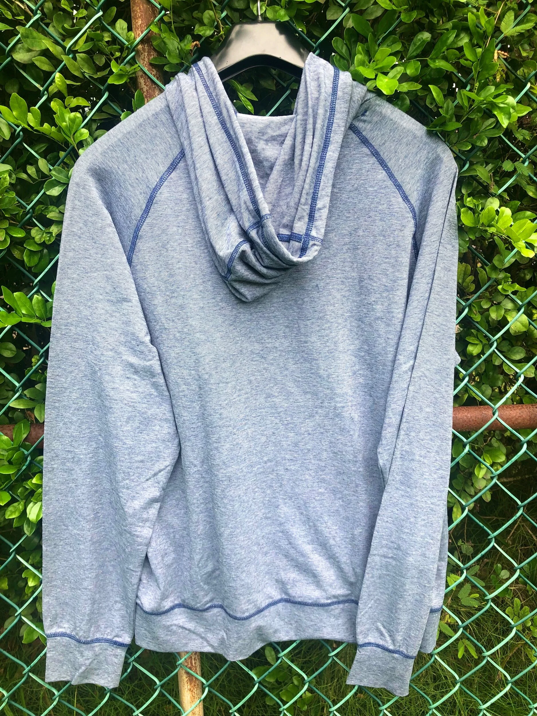 B1AFAC98-3A7B-488A-945C-0A594CE3B5B0