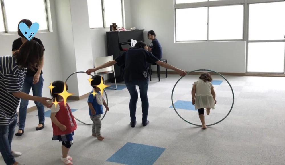 結 Yui 保育士とのお遊び会 どんぐりクラス マム キッズサロン 結 Yui 横須賀親子サロン親子カフェボーネルンドプロデュース室内遊び場 子育て支援レンタルスペース