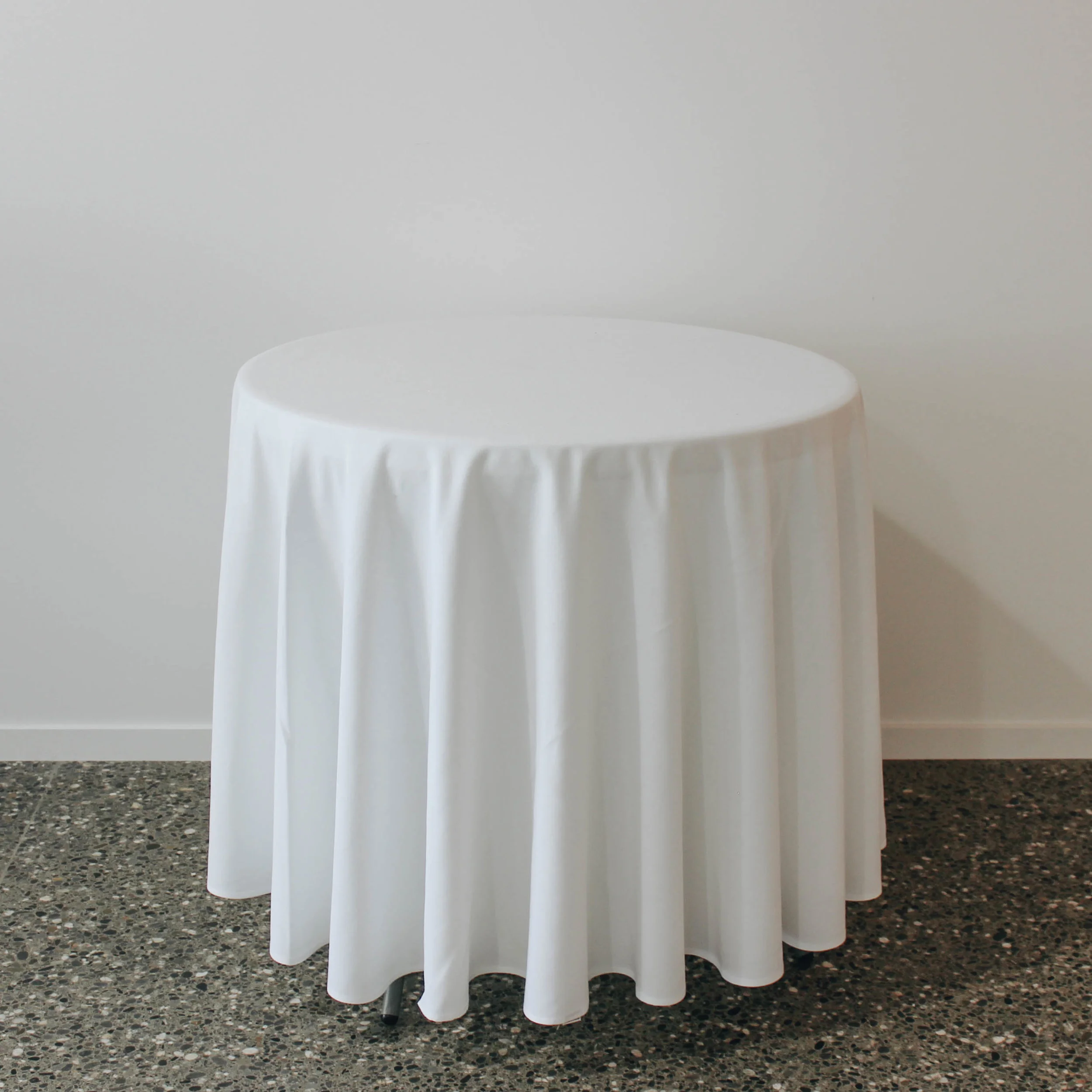 90cm round table.jpg