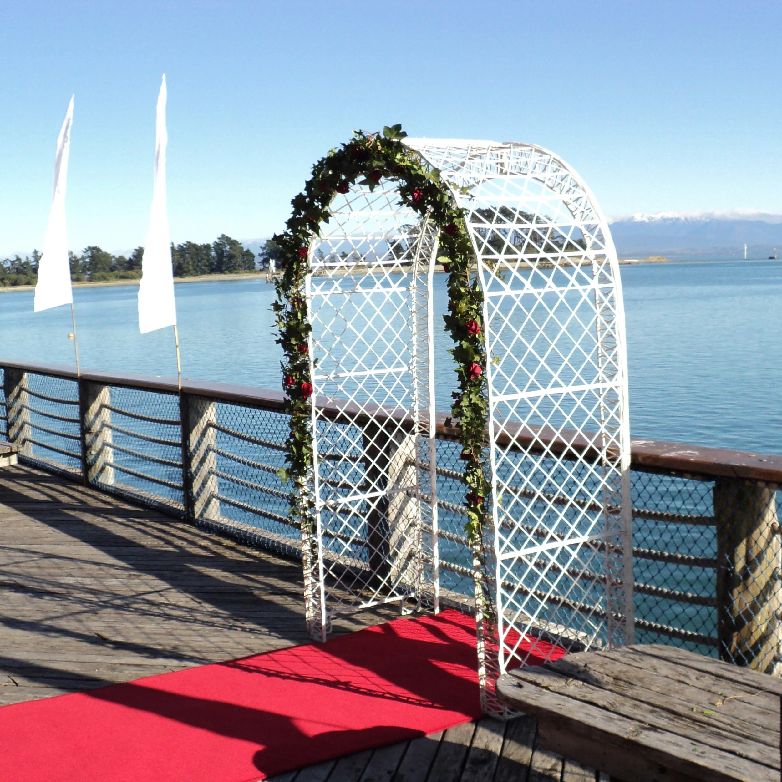 white lattice archway.JPG