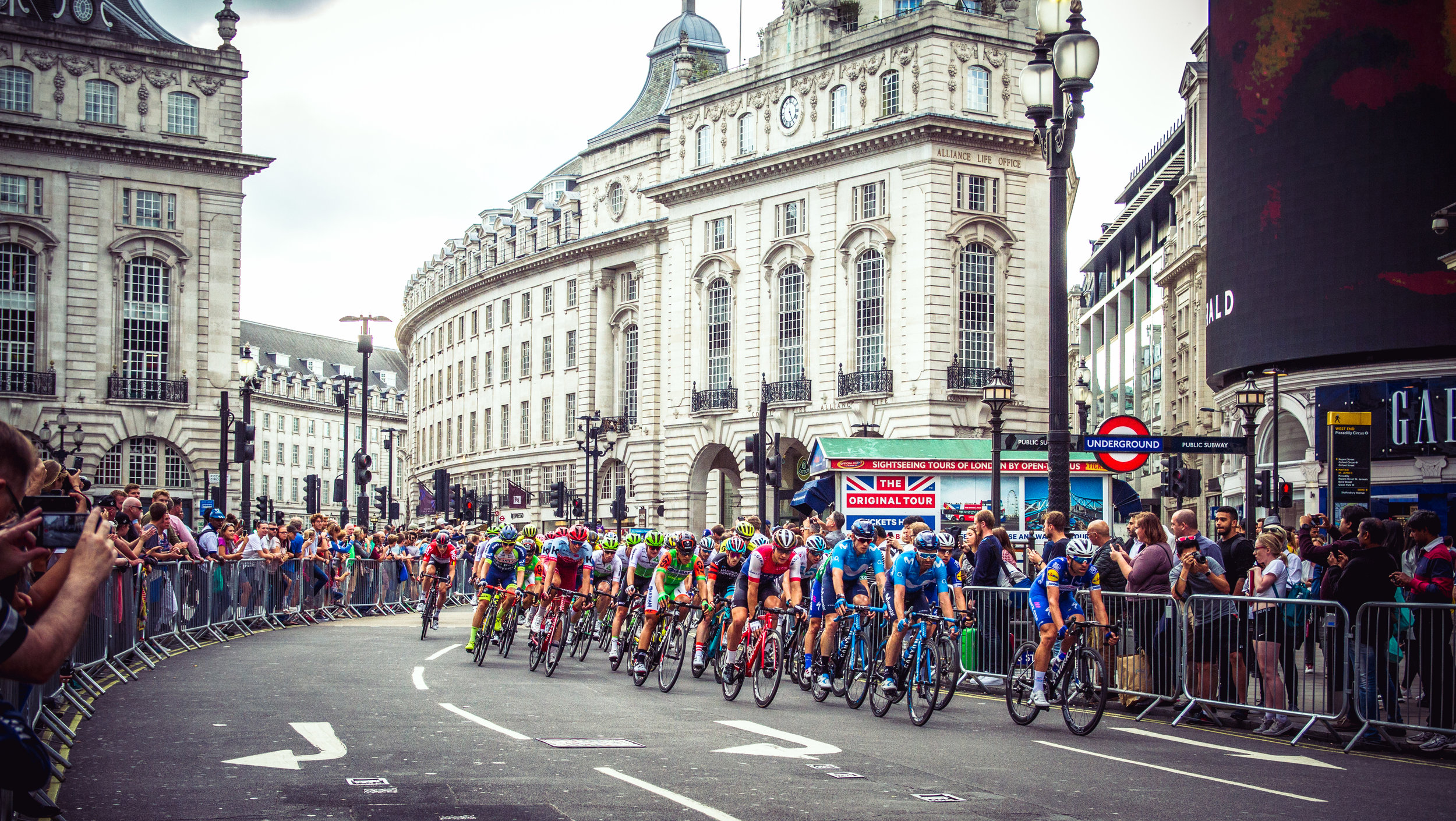 I have travelled to shot the pro peloton (with associated entourage), in Newport, Bristol and London this year - capturing the wonderful OVO Energy Tour of Britain 2018.